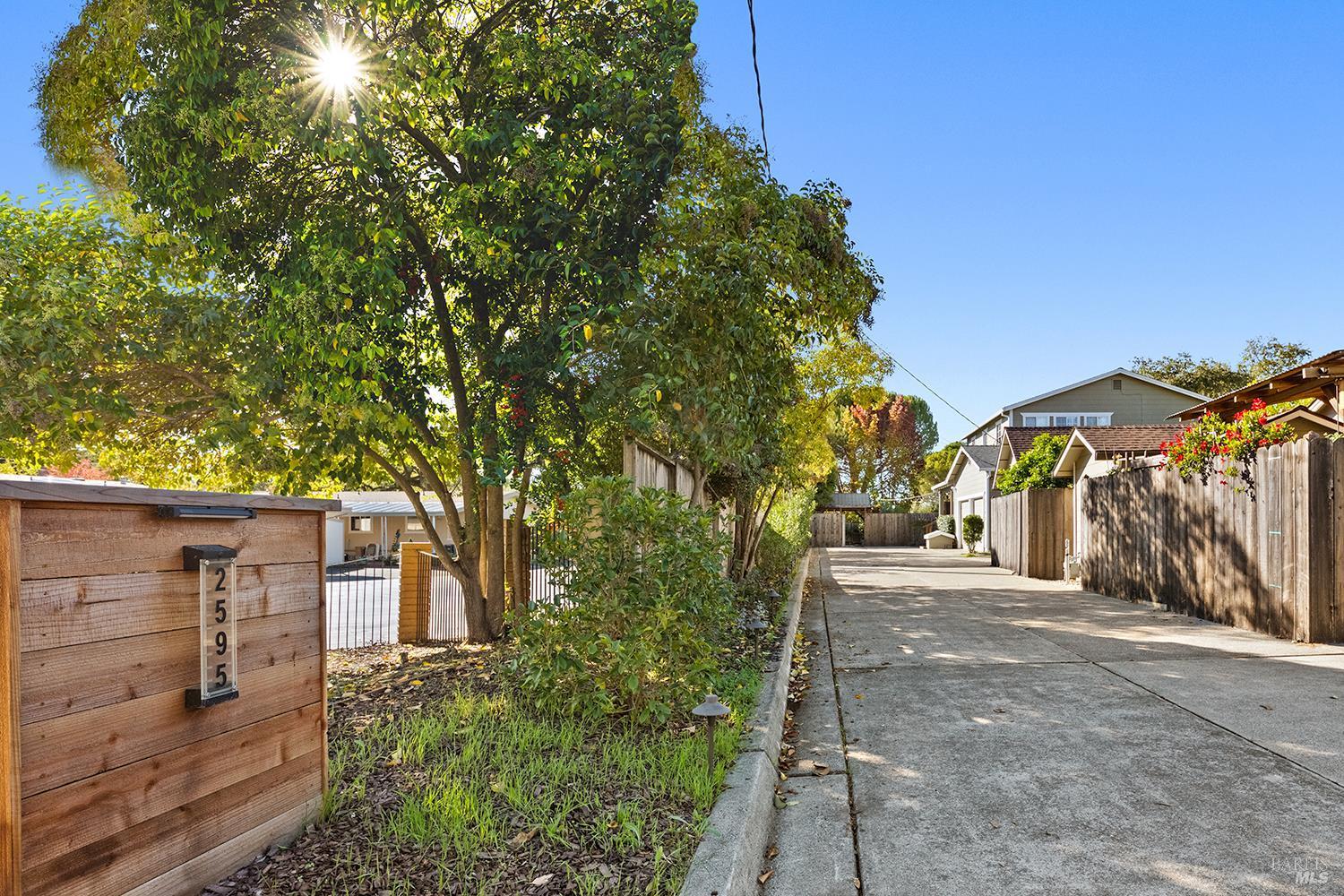 Santa Rosa, California, 95403, United States, 3 Bedrooms Bedrooms, ,3 BathroomsBathrooms,Residential,For Sale,1982192