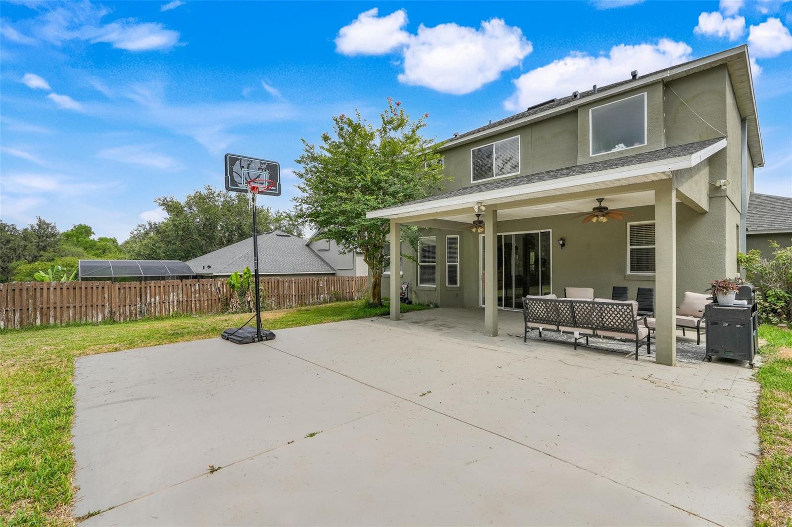APOPKA, Florida, 32712, United States, 4 Bedrooms Bedrooms, ,3 BathroomsBathrooms,Residential,For Sale,1840871