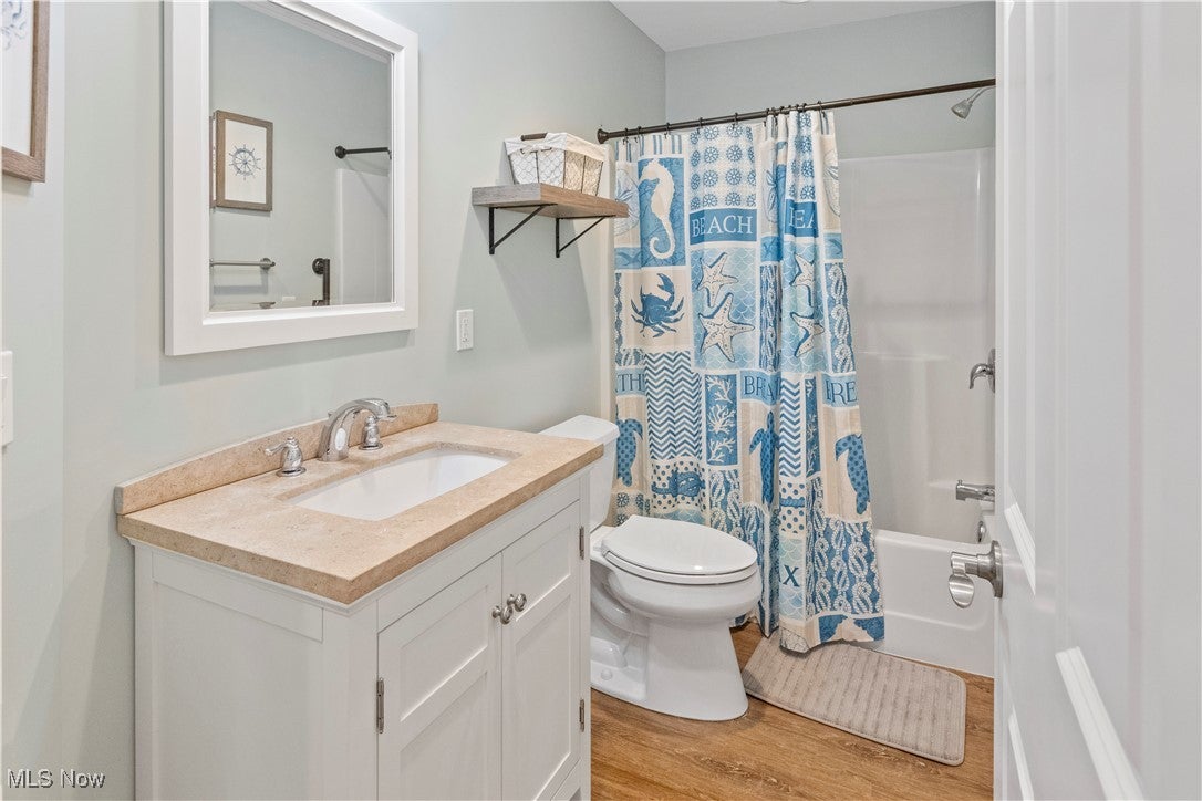 Port Clinton, Ohio, 43452, United States, 2 Bedrooms Bedrooms, ,2 BathroomsBathrooms,Residential,For Sale,2011320