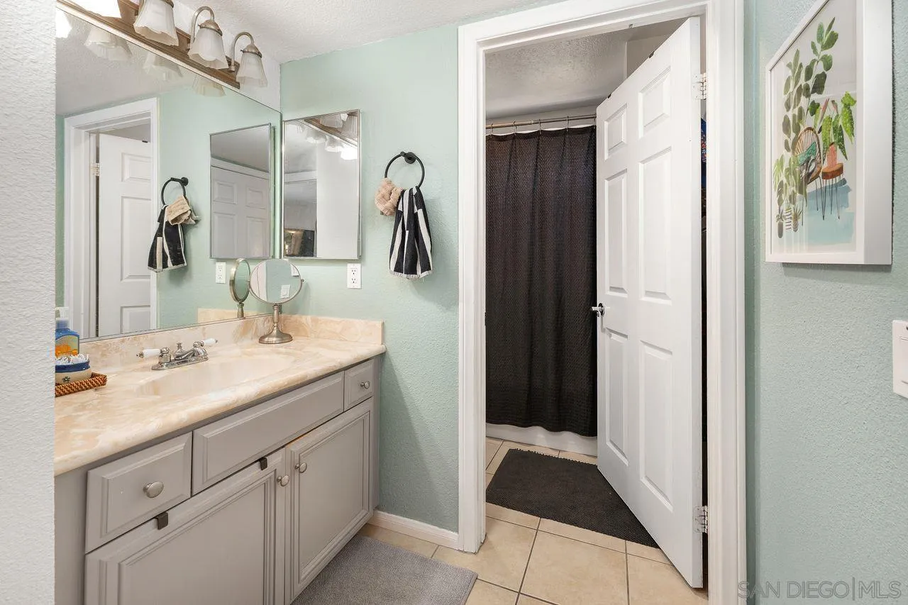Alpine, California, 91901, United States, 2 Bedrooms Bedrooms, ,2 BathroomsBathrooms,Residential,For Sale,1902222
