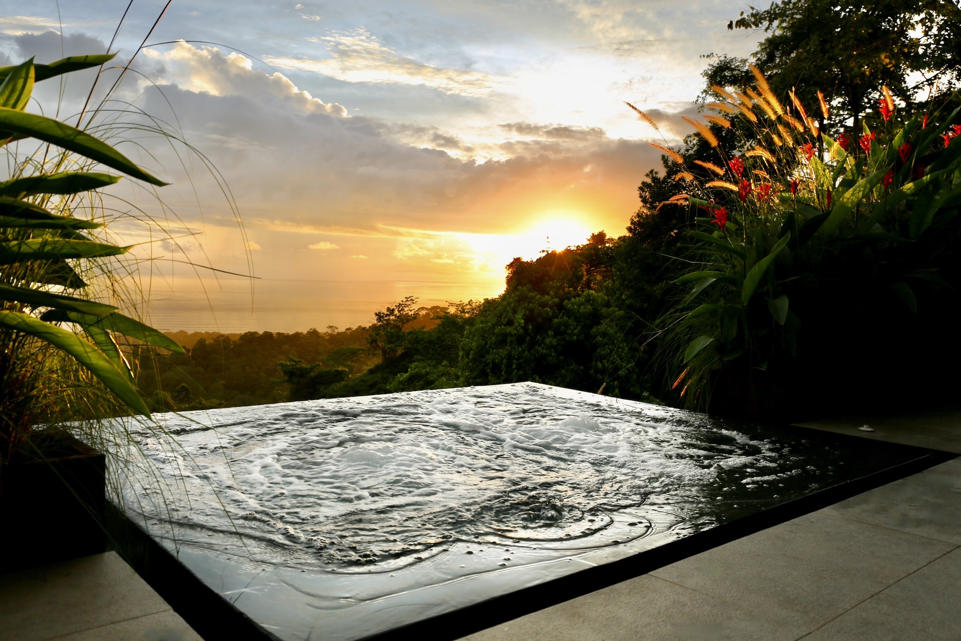 Uvita, Puntarenas, CR, 3 Bedrooms Bedrooms, ,5 BathroomsBathrooms,Residential,For Sale,1847310