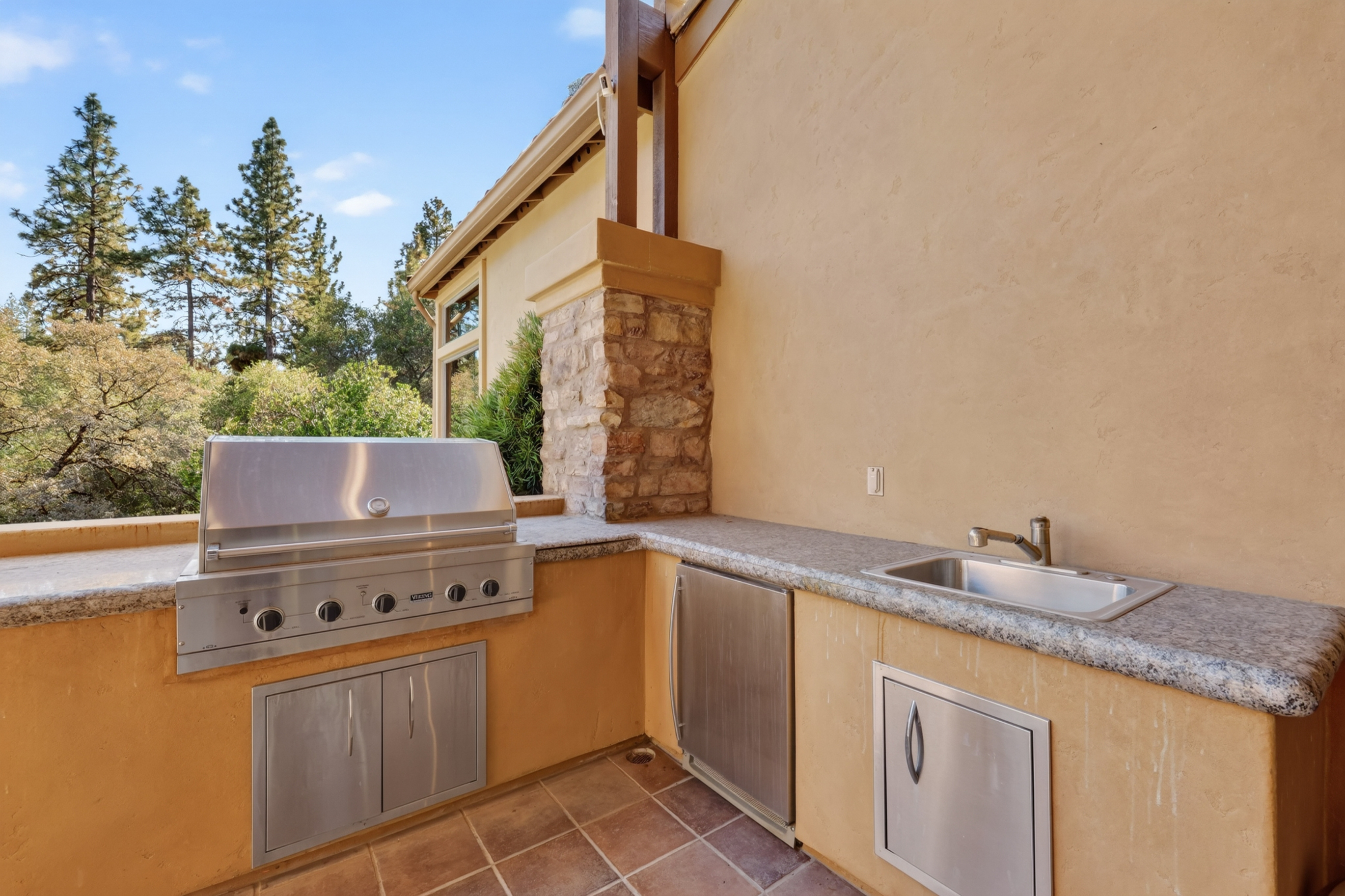  16279 Winchester Club Drive, Meadow Vista, CA 95722 - 物件實景