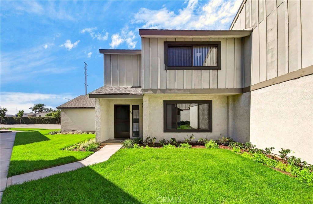 Cerritos Ave, Anaheim, CA 92802