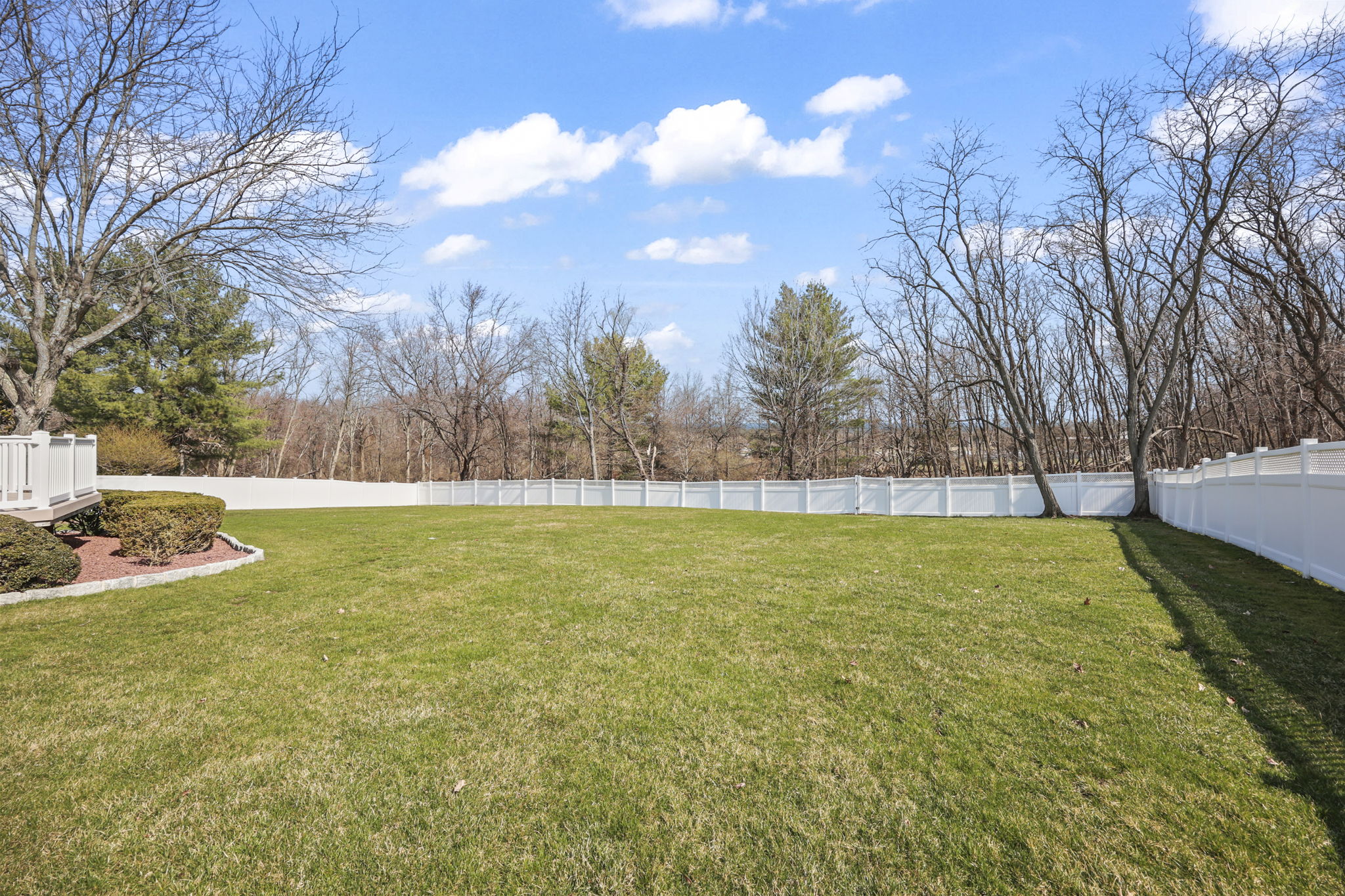  27 Meadow Lane - 物件實景