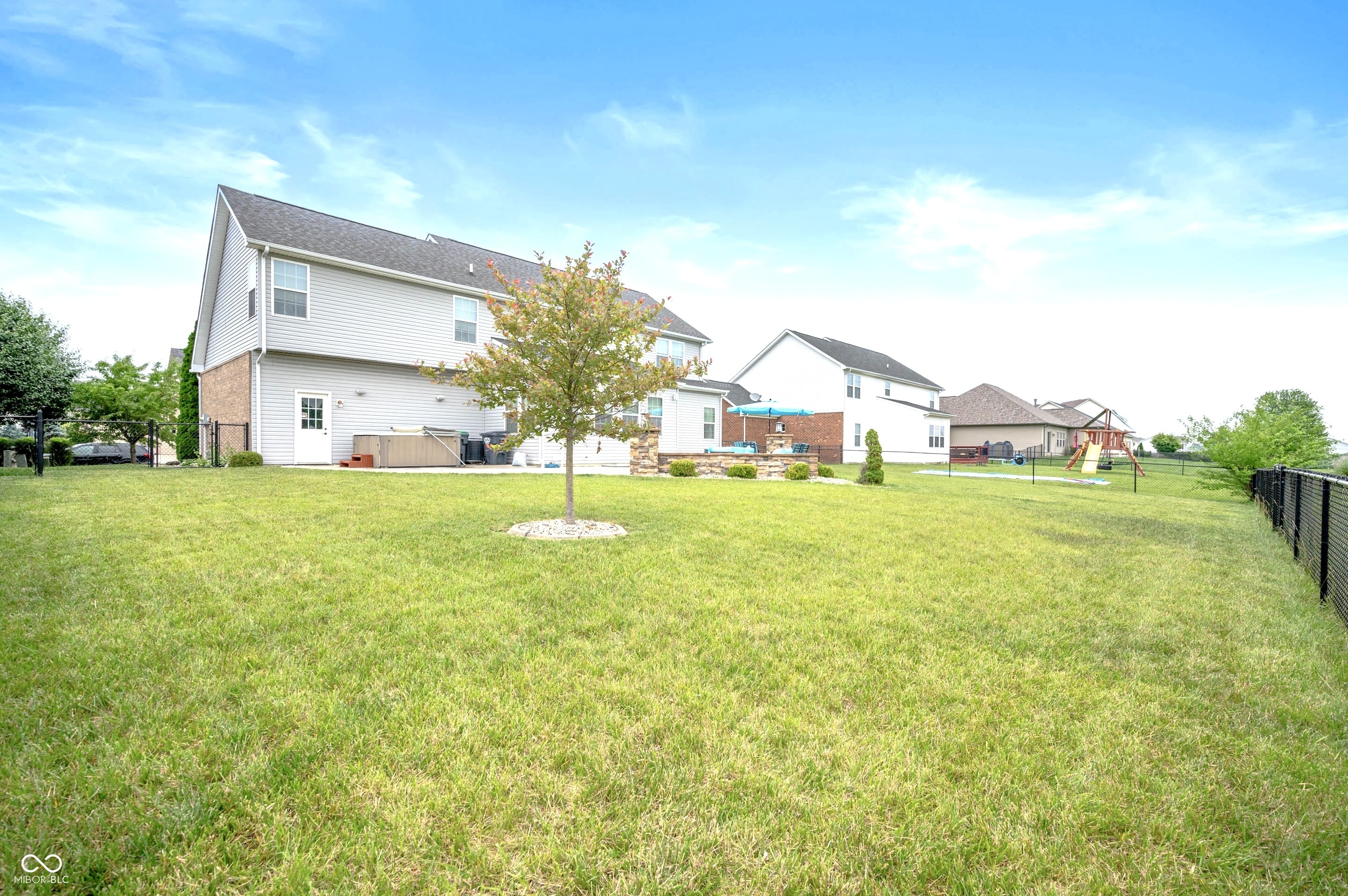 Greenwood, Indiana, 46143, United States, 5 Bedrooms Bedrooms, ,4 BathroomsBathrooms,Residential,For Sale,1879324