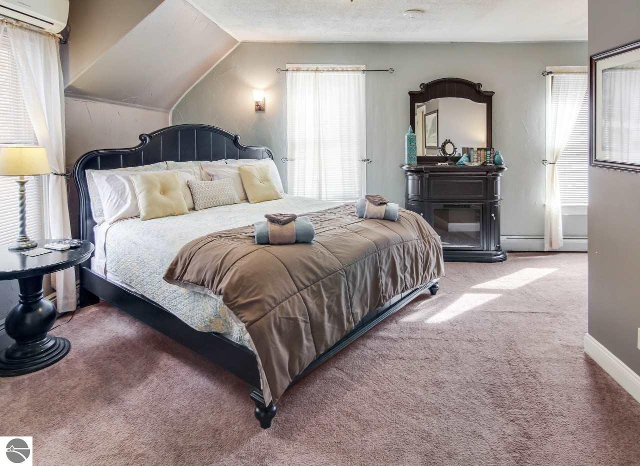 Maple City, Michigan, 49664, United States, 9 Bedrooms Bedrooms, ,2 BathroomsBathrooms,Residential,For Sale,1796888