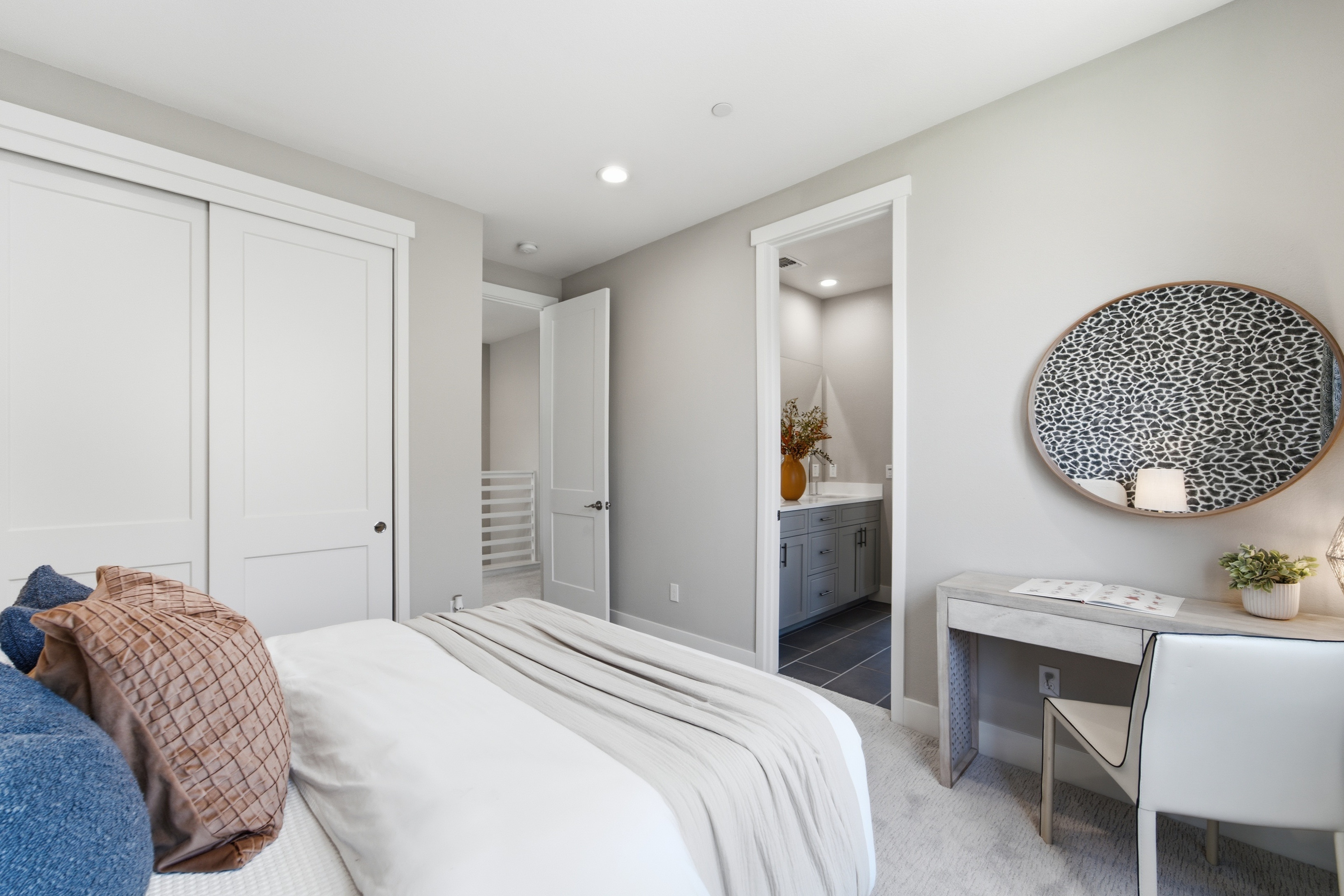  Designer Upgraded Residence in a Coveted Corner Setting - 物件實景