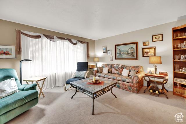 Sandy, Utah, 84092, United States, 4 Bedrooms Bedrooms, ,3 BathroomsBathrooms,Residential,For Sale,1938021