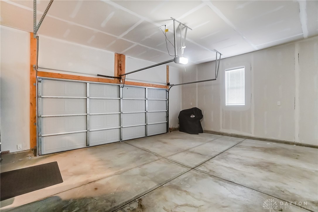 Dayton, Ohio, 45440, United States, 3 Bedrooms Bedrooms, ,3 BathroomsBathrooms,Residential,For Sale,1743464