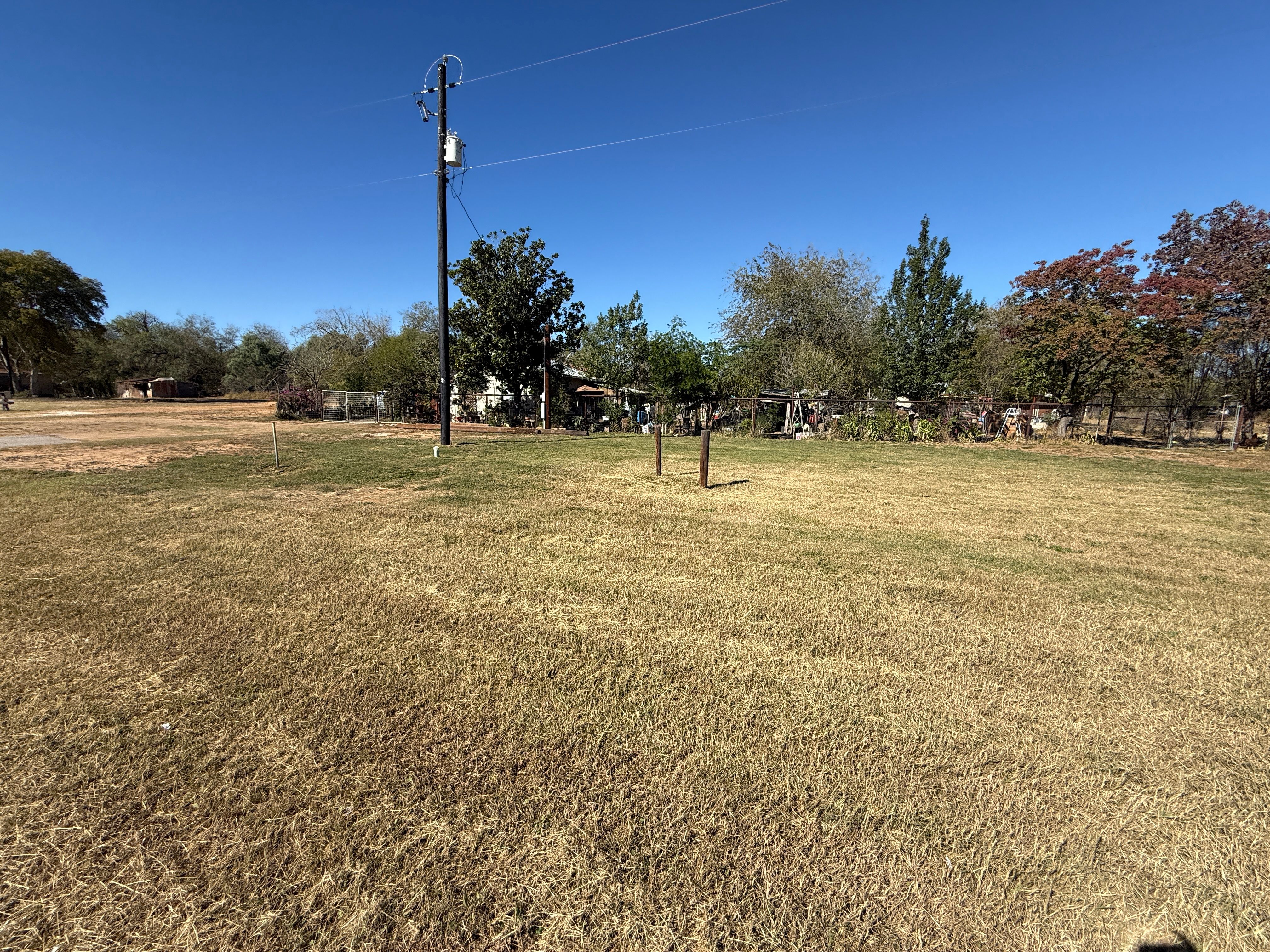  Corner Lot with Dual Frontage - 物件實景