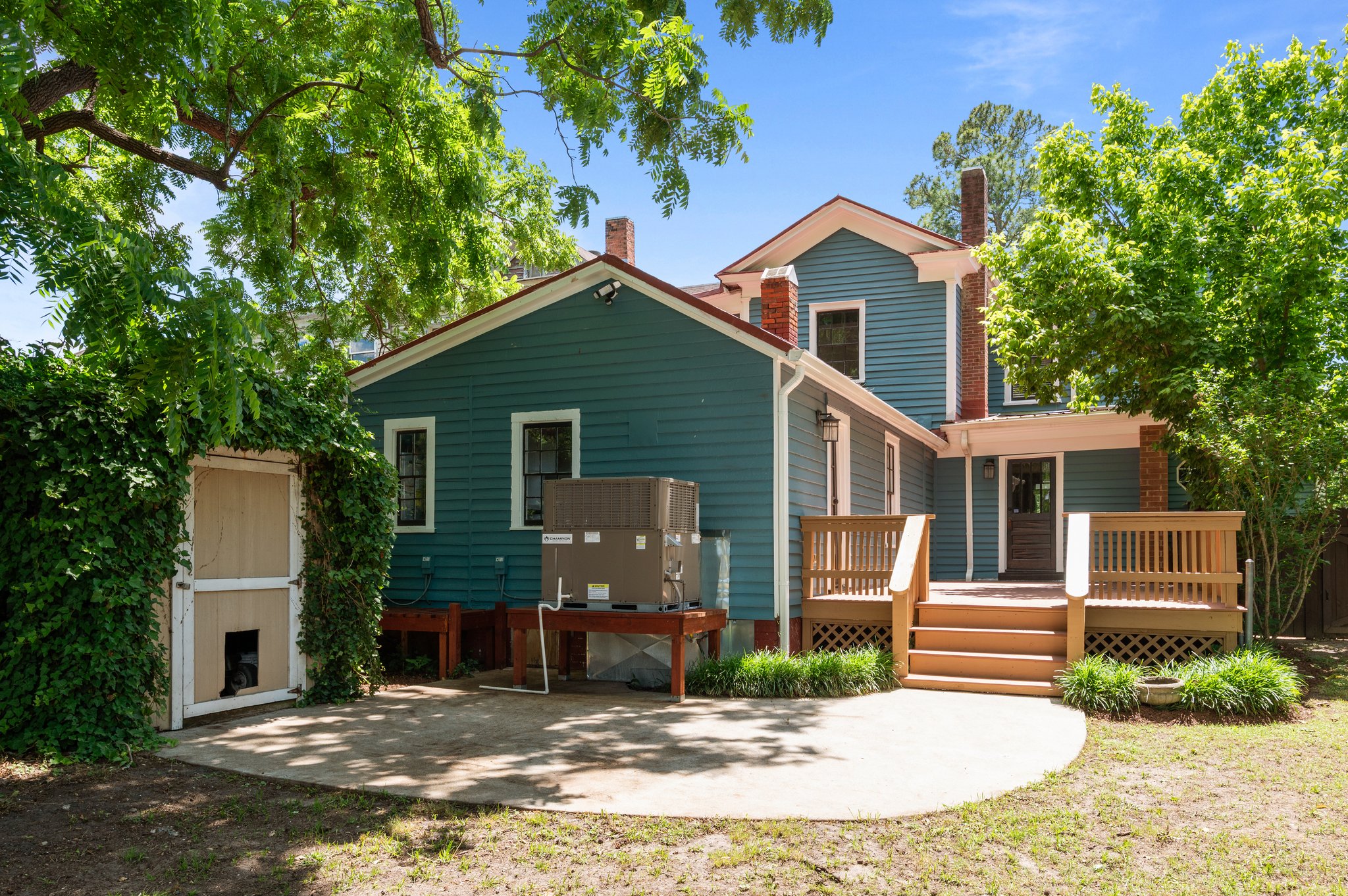 Washington, North Carolina, 27889, United States, 5 Bedrooms Bedrooms, ,3 BathroomsBathrooms,Residential,For Sale,1869236