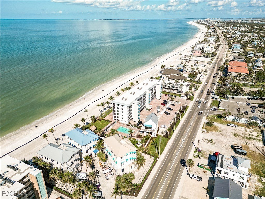 Fort Myers Beach, Florida, 33931, United States, 2 Bedrooms Bedrooms, ,2 BathroomsBathrooms,Residential,For Sale,1987327