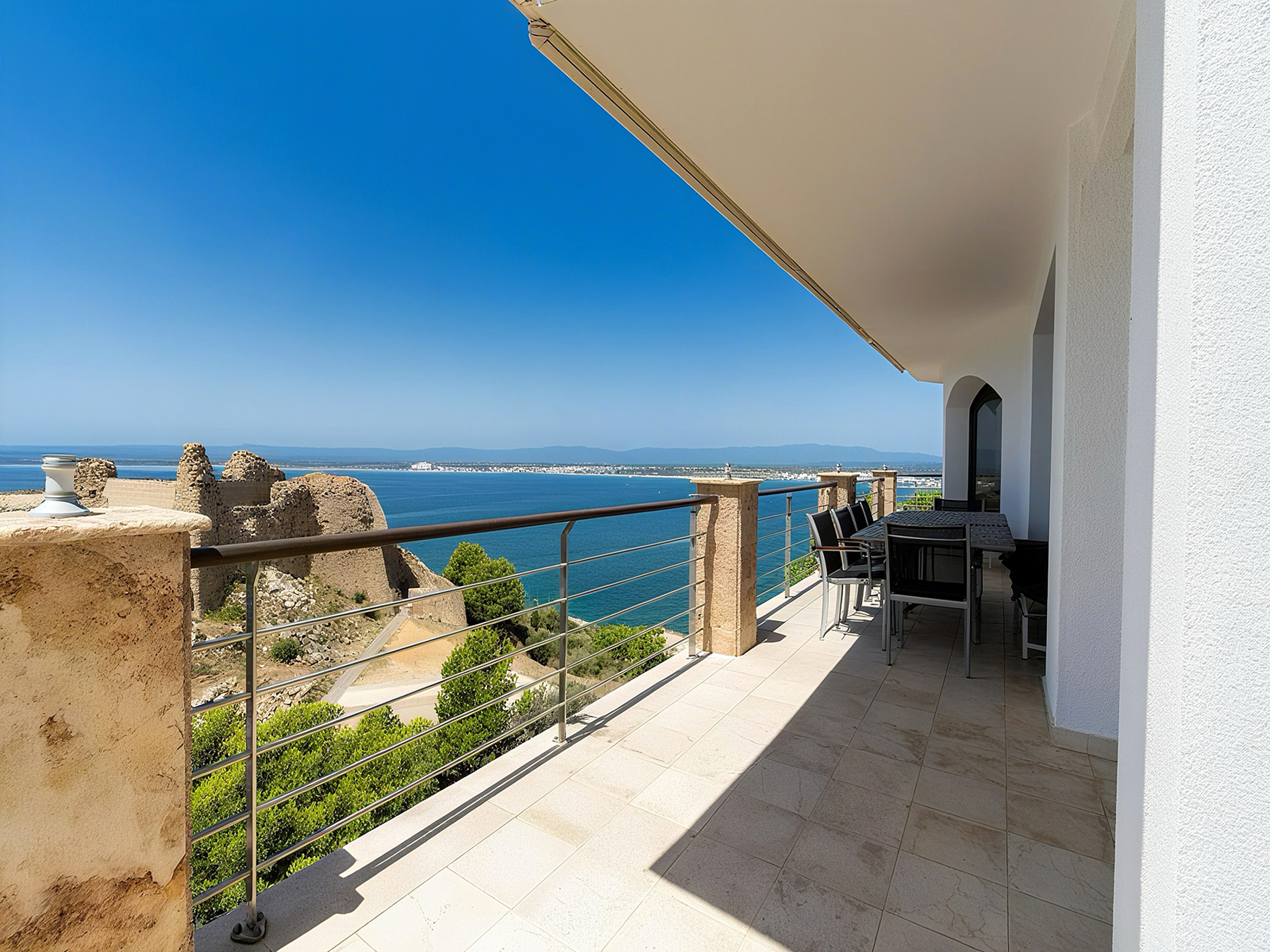  Mediterranean villa on Costa Brava overlooking the Bay of Roses - 物件實景