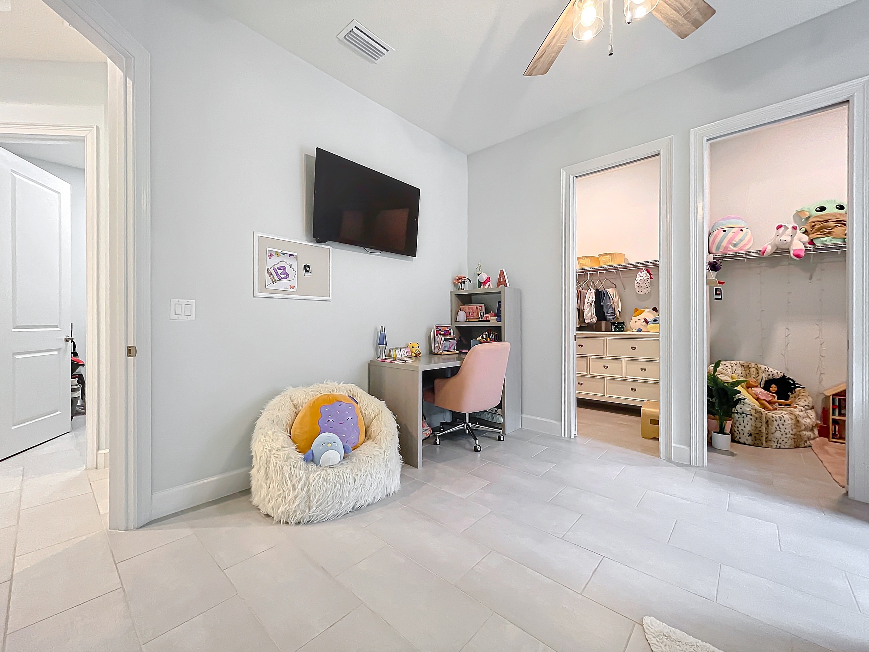 Clermont, Florida, 34715, United States, 5 Bedrooms Bedrooms, ,4 BathroomsBathrooms,Residential,For Sale,2008846