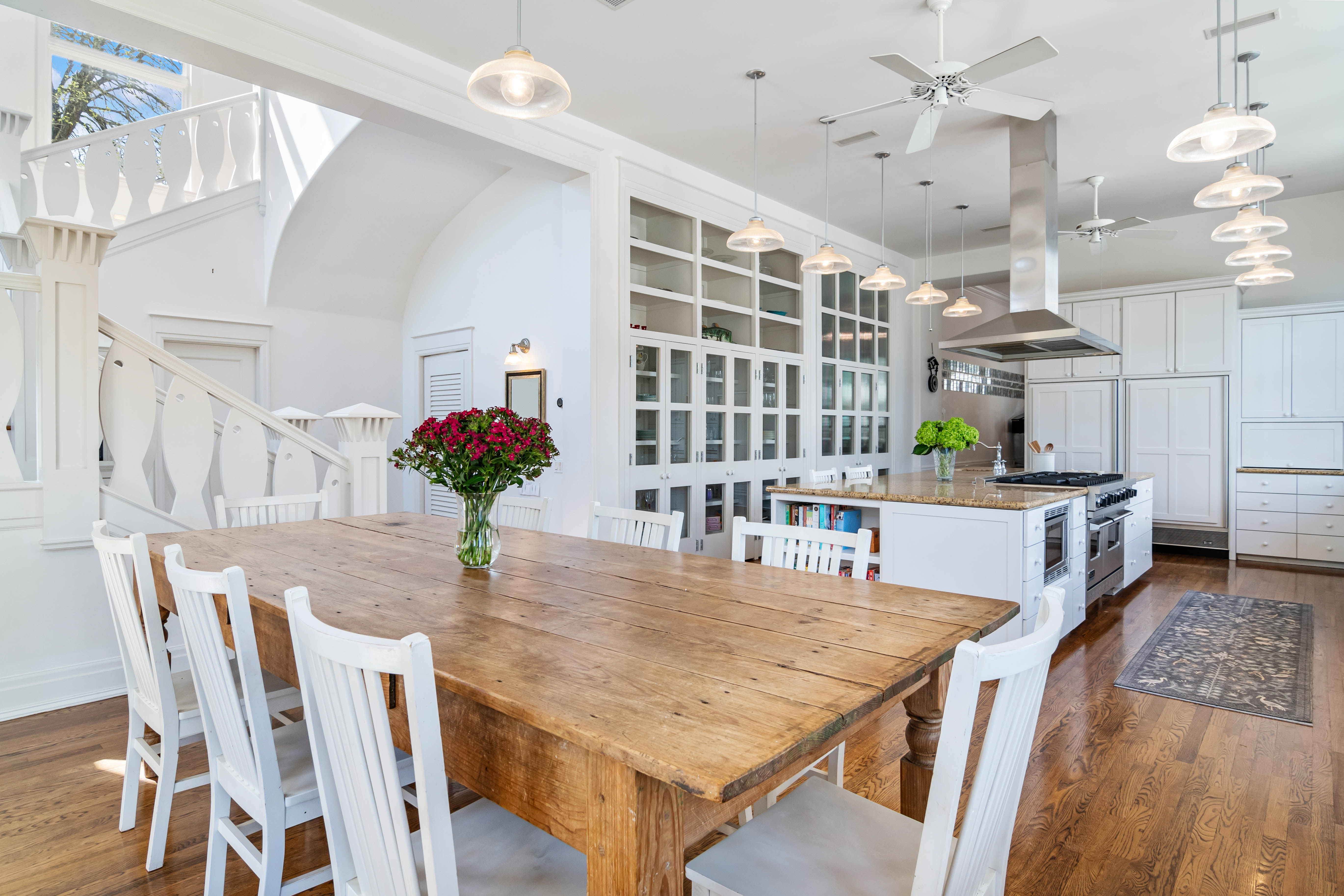  Hill Country Estate with Privacy and Presence - 物件實景