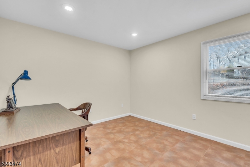 Jefferson Twp., New Jersey, 07849, United States, 3 Bedrooms Bedrooms, ,3 BathroomsBathrooms,Residential,For Sale,1995932