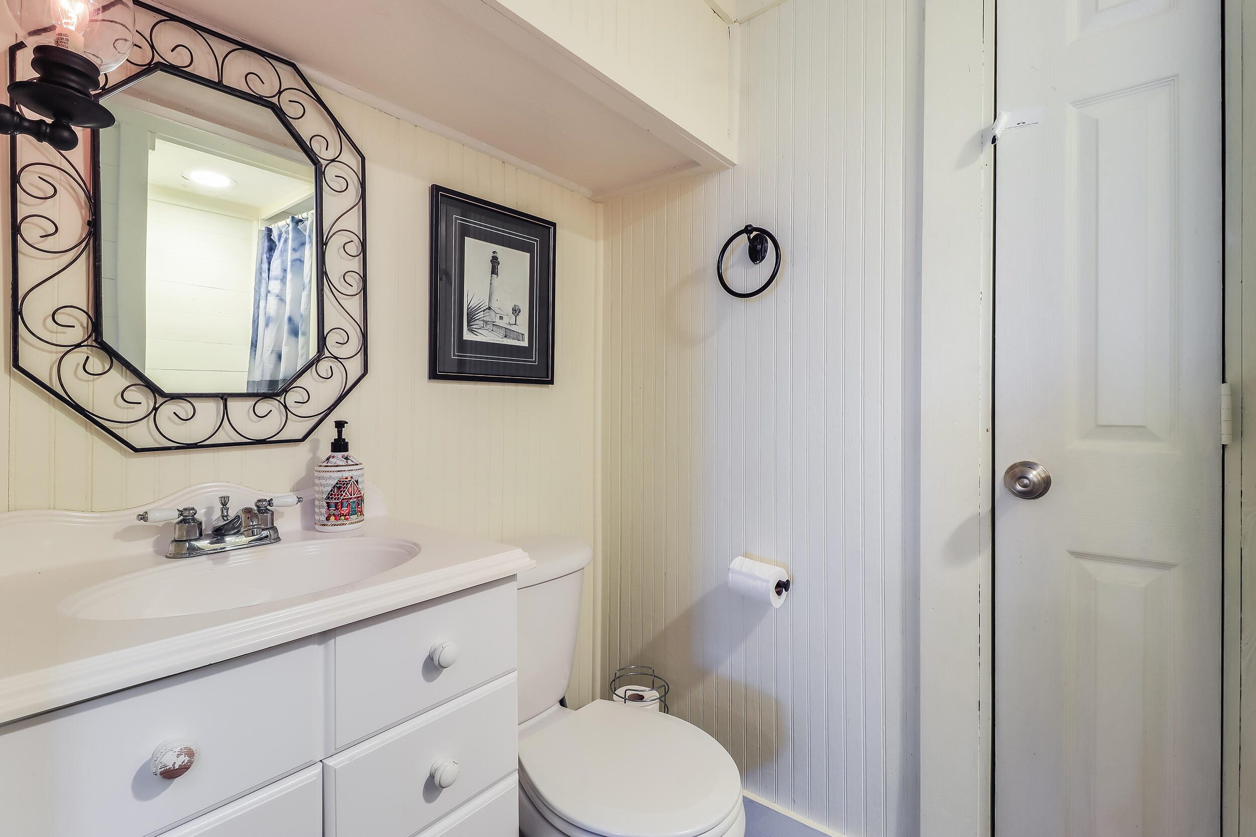 Saint Helena, South Carolina, 29920, United States, 4 Bedrooms Bedrooms, ,5 BathroomsBathrooms,Residential,For Sale,1883425