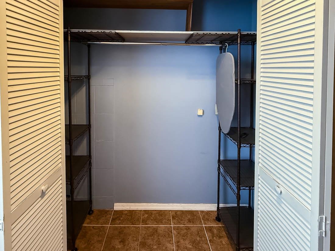 Jersey City, New Jersey, 07307, United States, 4 Bedrooms Bedrooms, ,2 BathroomsBathrooms,Residential,For Sale,1991829