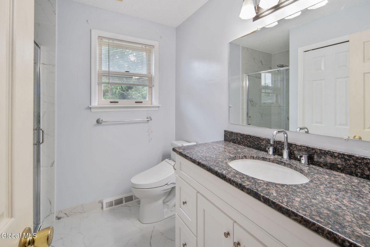 Guilderland, New York, 12303, United States, 4 Bedrooms Bedrooms, ,3 BathroomsBathrooms,Residential,For Sale,1891767