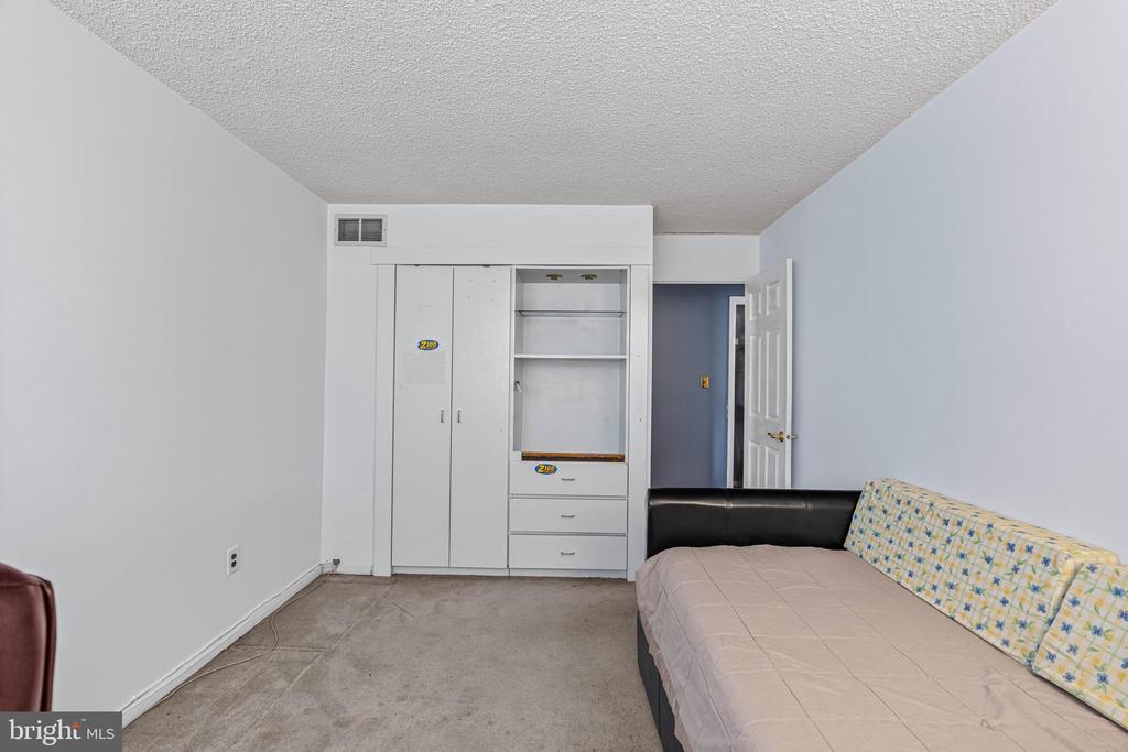 Plainsboro, New Jersey, 08536, United States, 3 Bedrooms Bedrooms, ,3 BathroomsBathrooms,Residential,For Sale,1975550