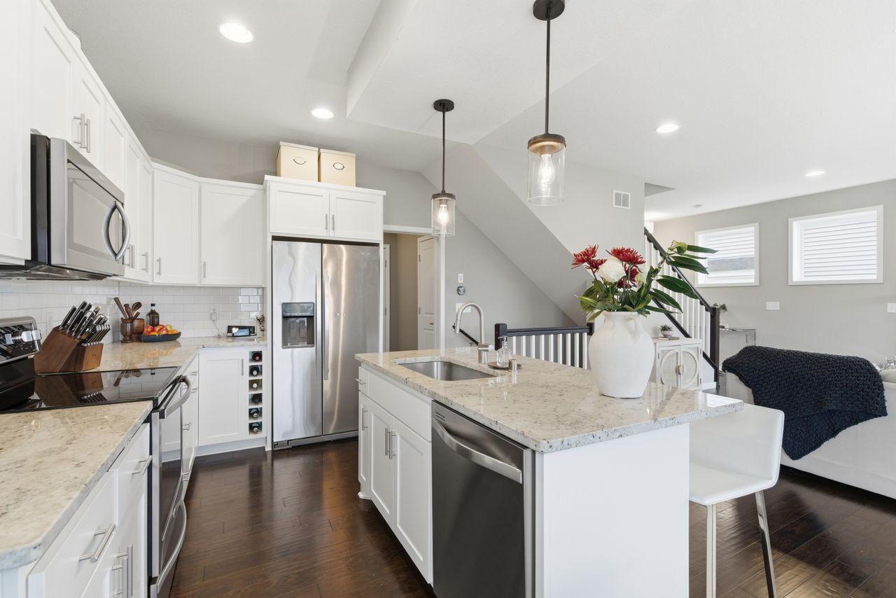 Maple Grove, Minnesota, 55369, United States, 3 Bedrooms Bedrooms, ,3 BathroomsBathrooms,Residential,For Sale,1970604