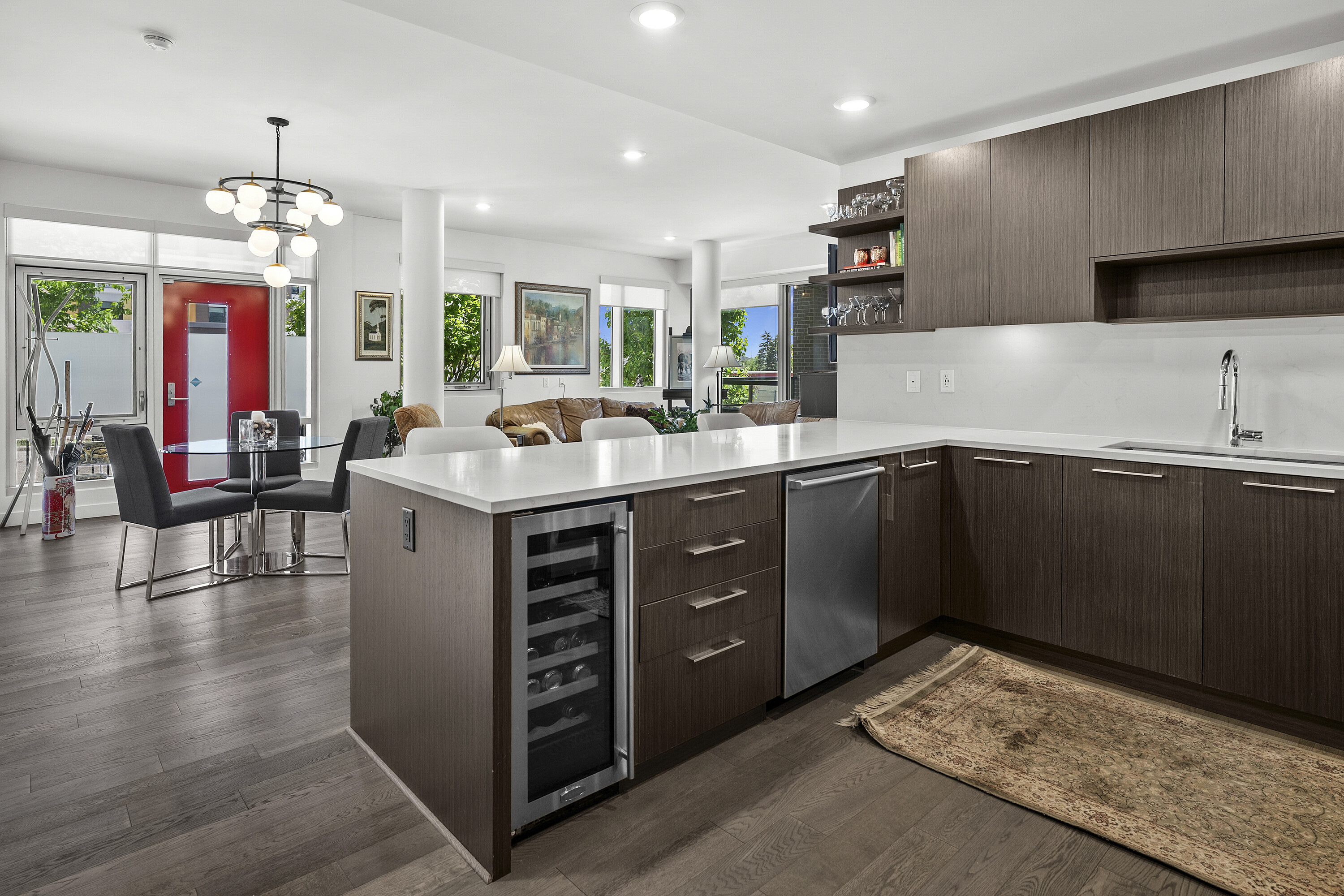  88 9 Street NE #122 - 物件實景