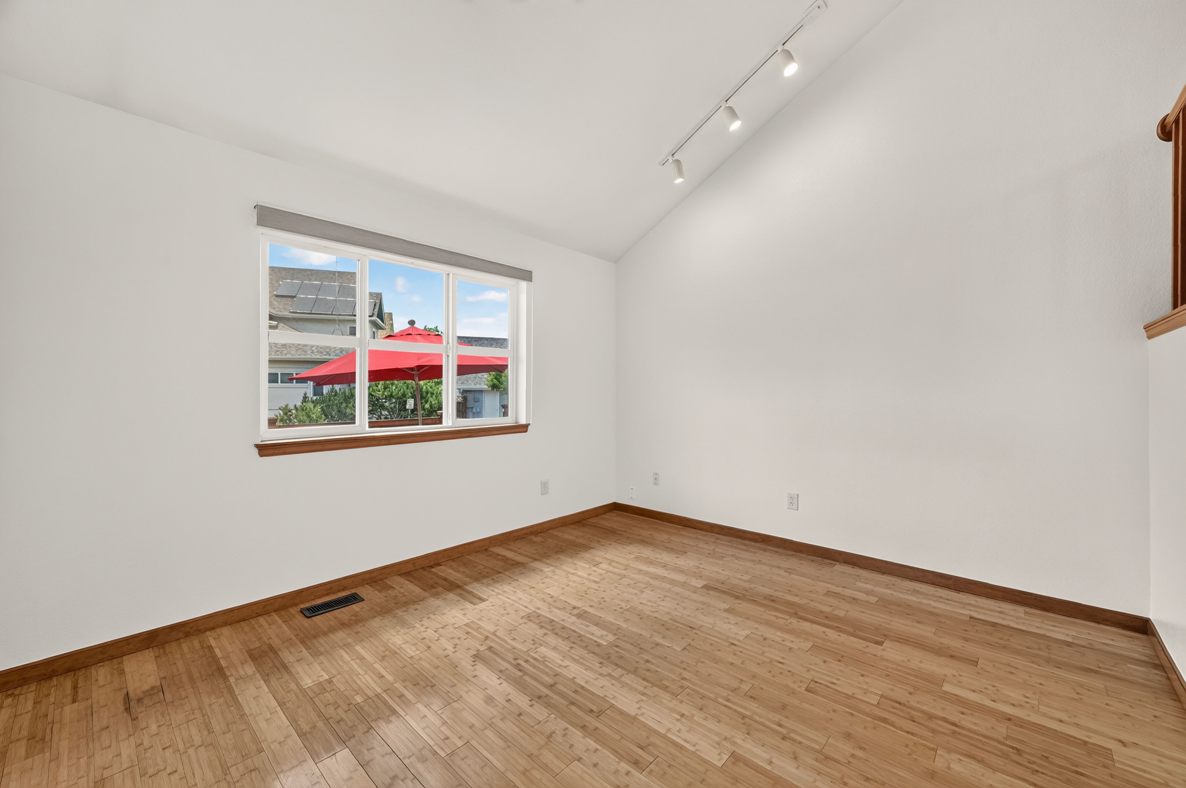  Community-Centered Living in Patty Jewett - 物件實景