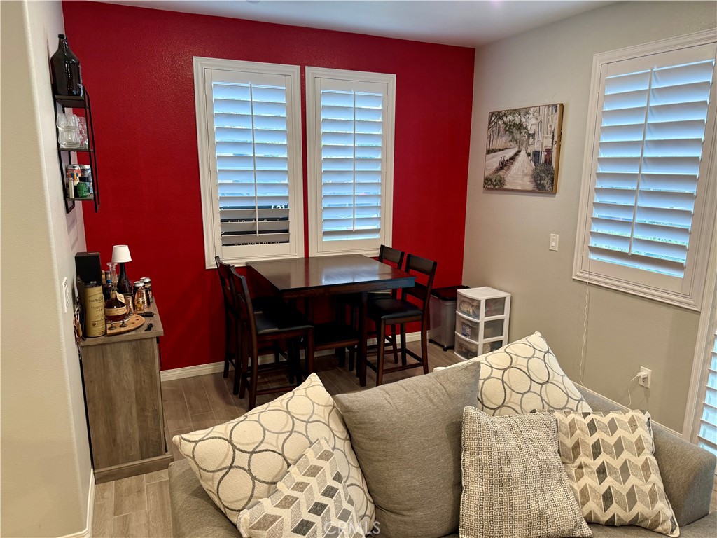 Murrieta, California, 92563, United States, 3 Bedrooms Bedrooms, ,3 BathroomsBathrooms,Residential,For Sale,1976156