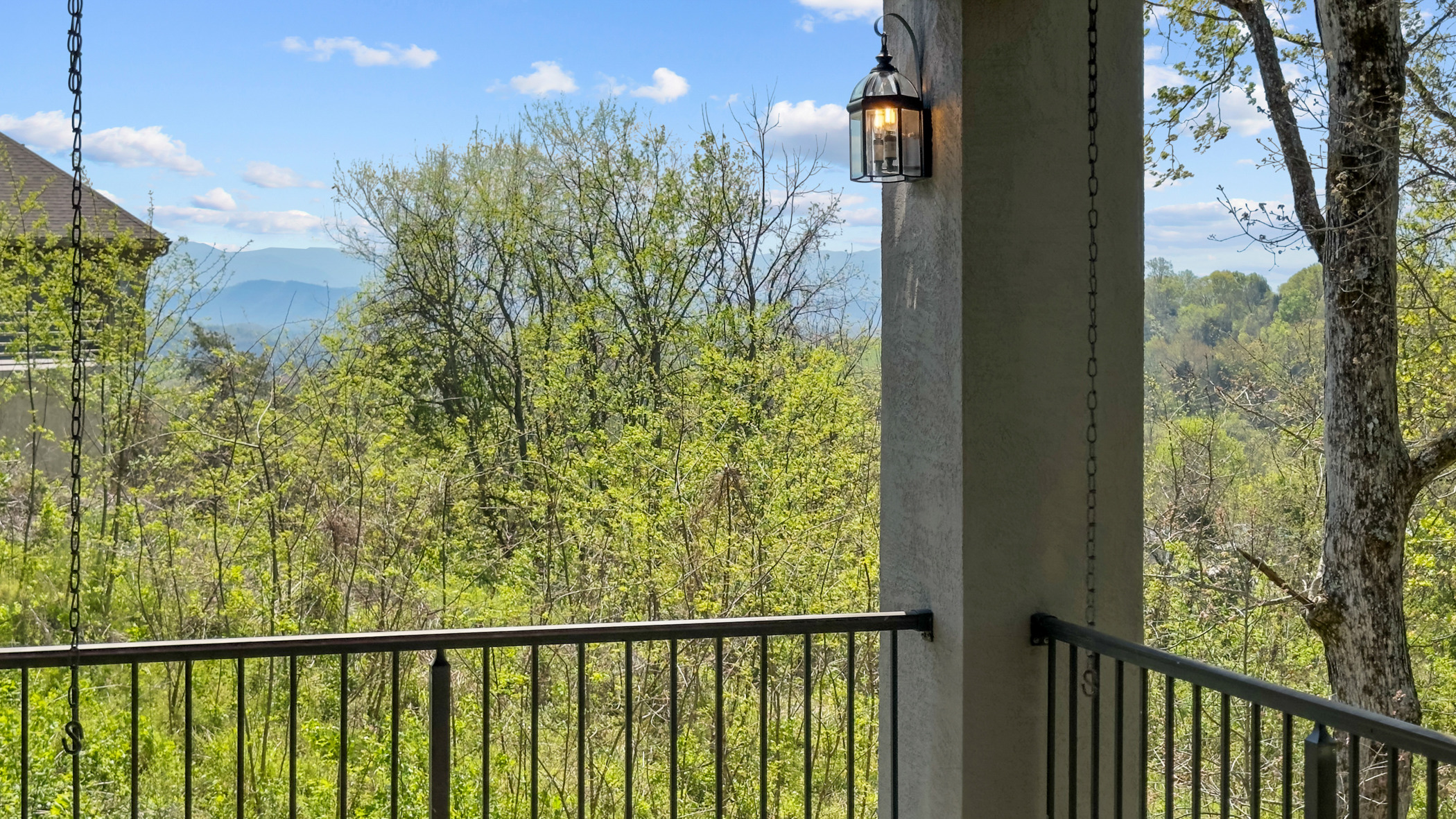 Sevierville, Tennessee, 37862, United States, 3 Bedrooms Bedrooms, ,3 BathroomsBathrooms,Residential,For Sale,1982821