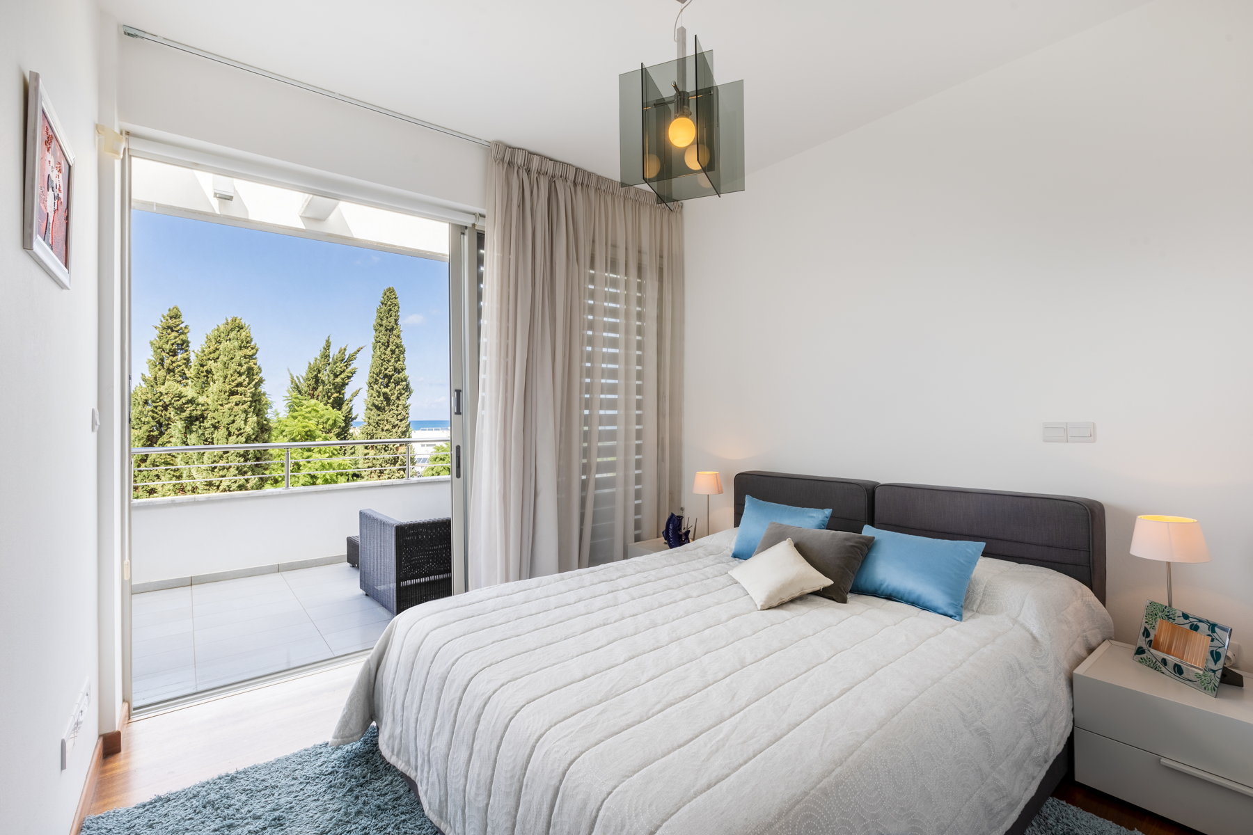  Four-Bedroom Detached Villa with Lift and Roof Garden Steps from the Beach - 物件實景