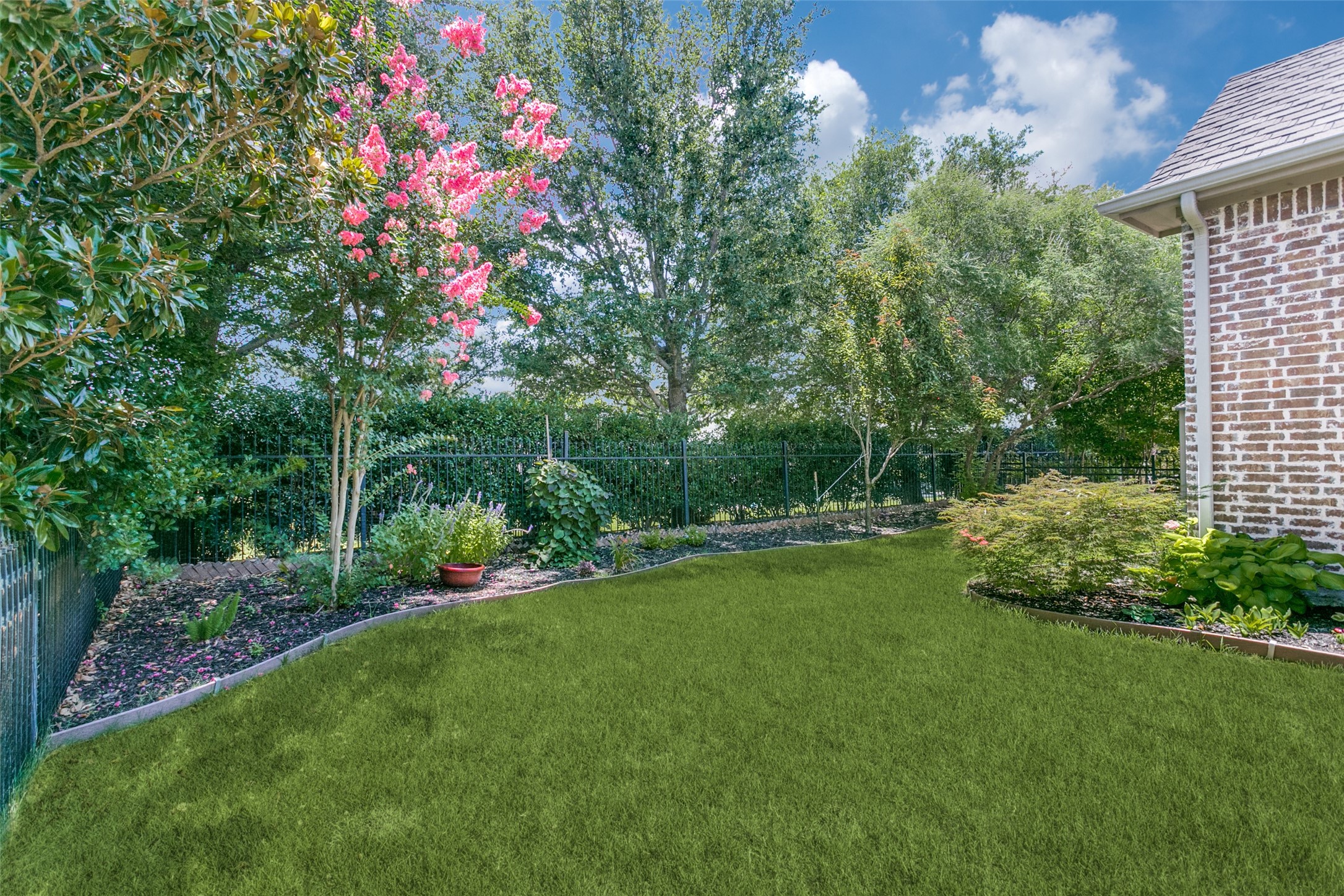 McKinney, Texas, 75070, United States, 3 Bedrooms Bedrooms, ,4 BathroomsBathrooms,Residential,For Sale,1804069