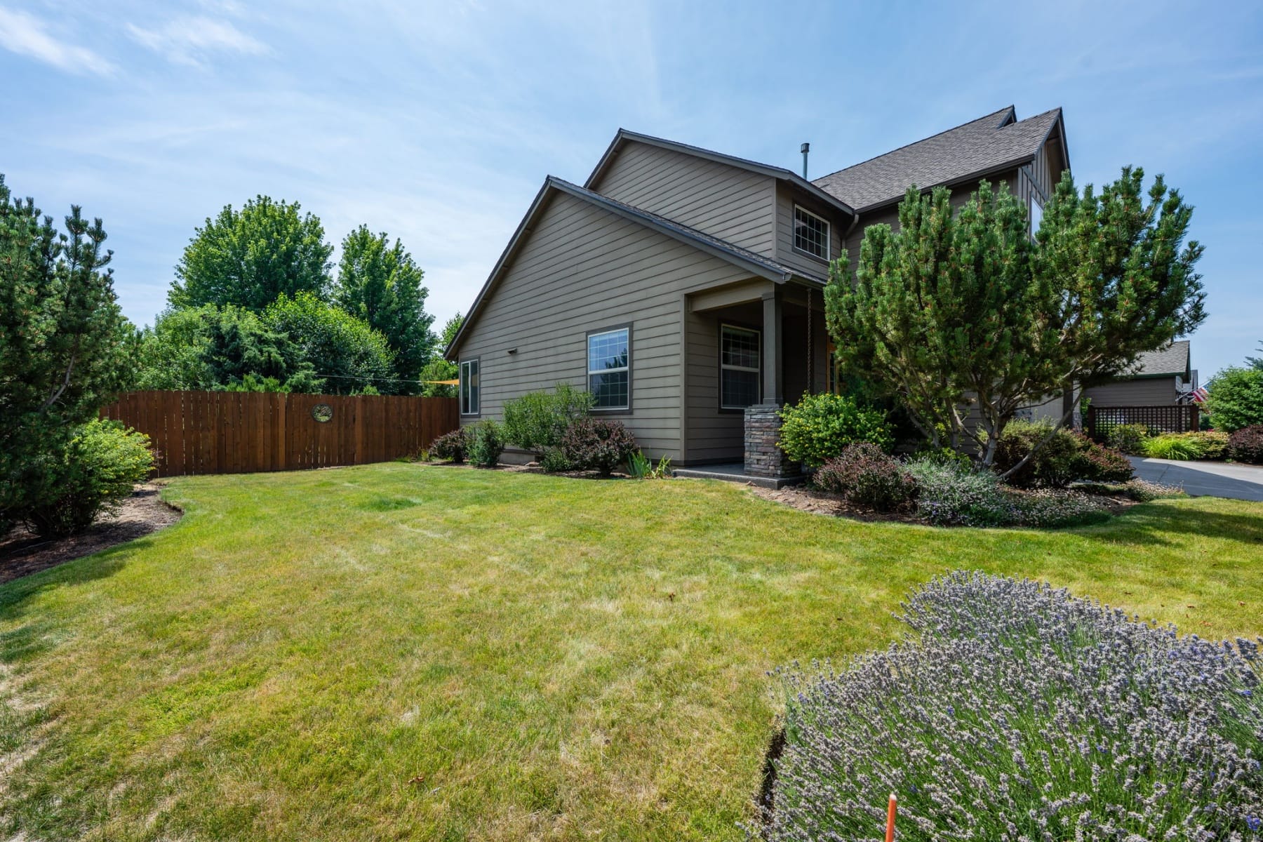  2108 NW Sterling Avenue Redmond, OR 97756 - 物件實景