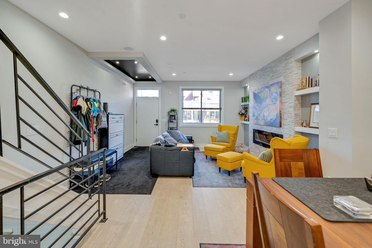 Philadelphia, Pennsylvania, 19146, United States, 4 Bedrooms Bedrooms, ,5 BathroomsBathrooms,Residential,For Sale,1751274