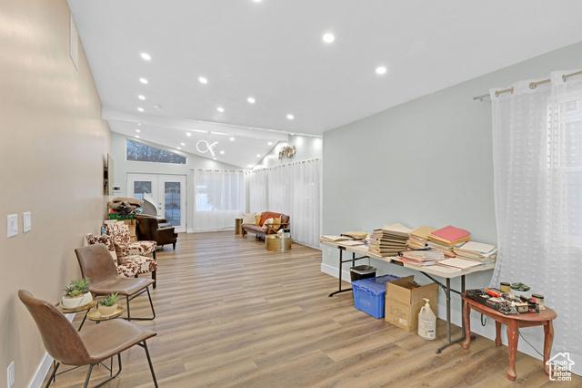 Murray, Utah, 84107, United States, 5 Bedrooms Bedrooms, ,3 BathroomsBathrooms,Residential,For Sale,1943012