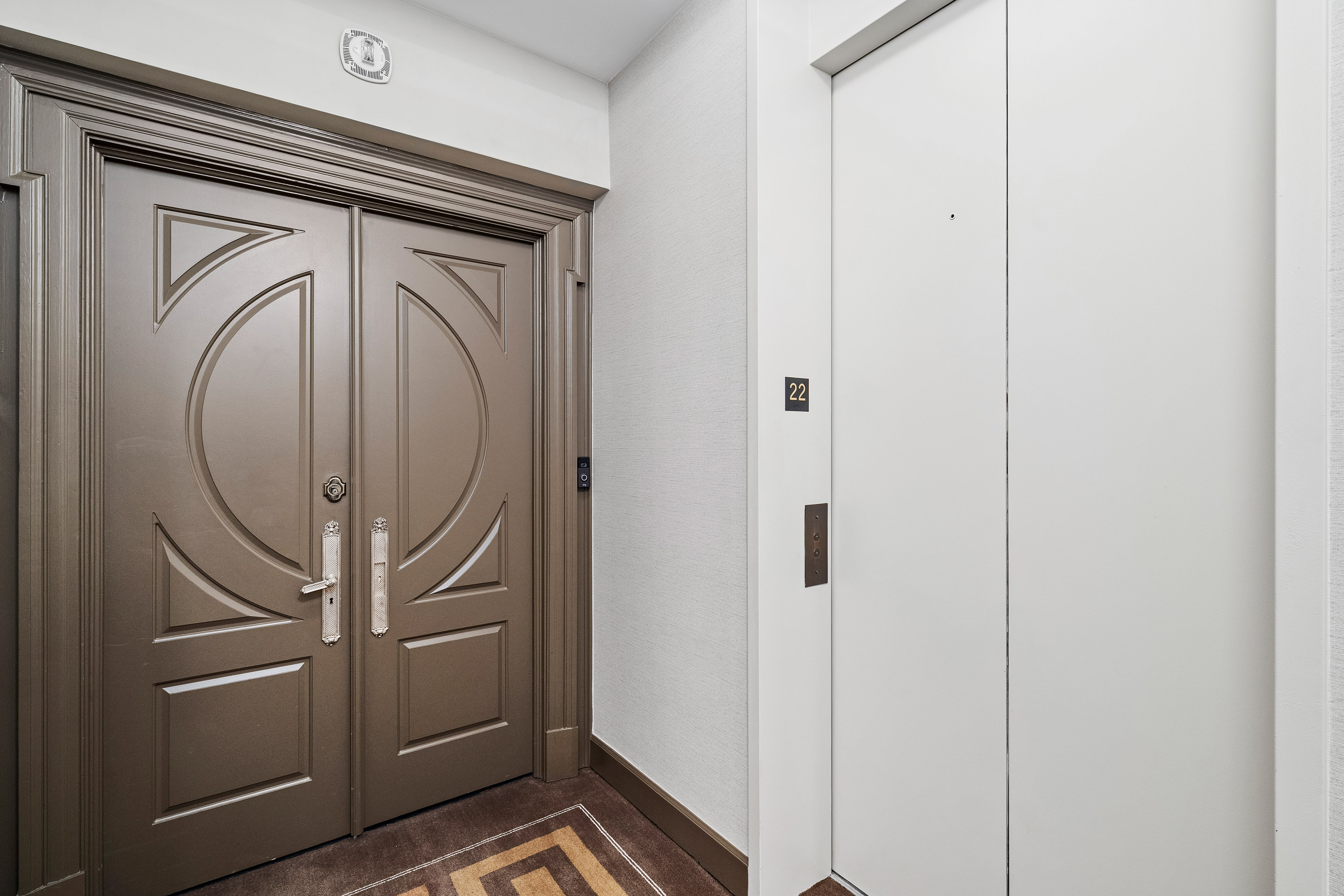  Fully Renovated Residence with Stunning Skyline Views - 物件實景