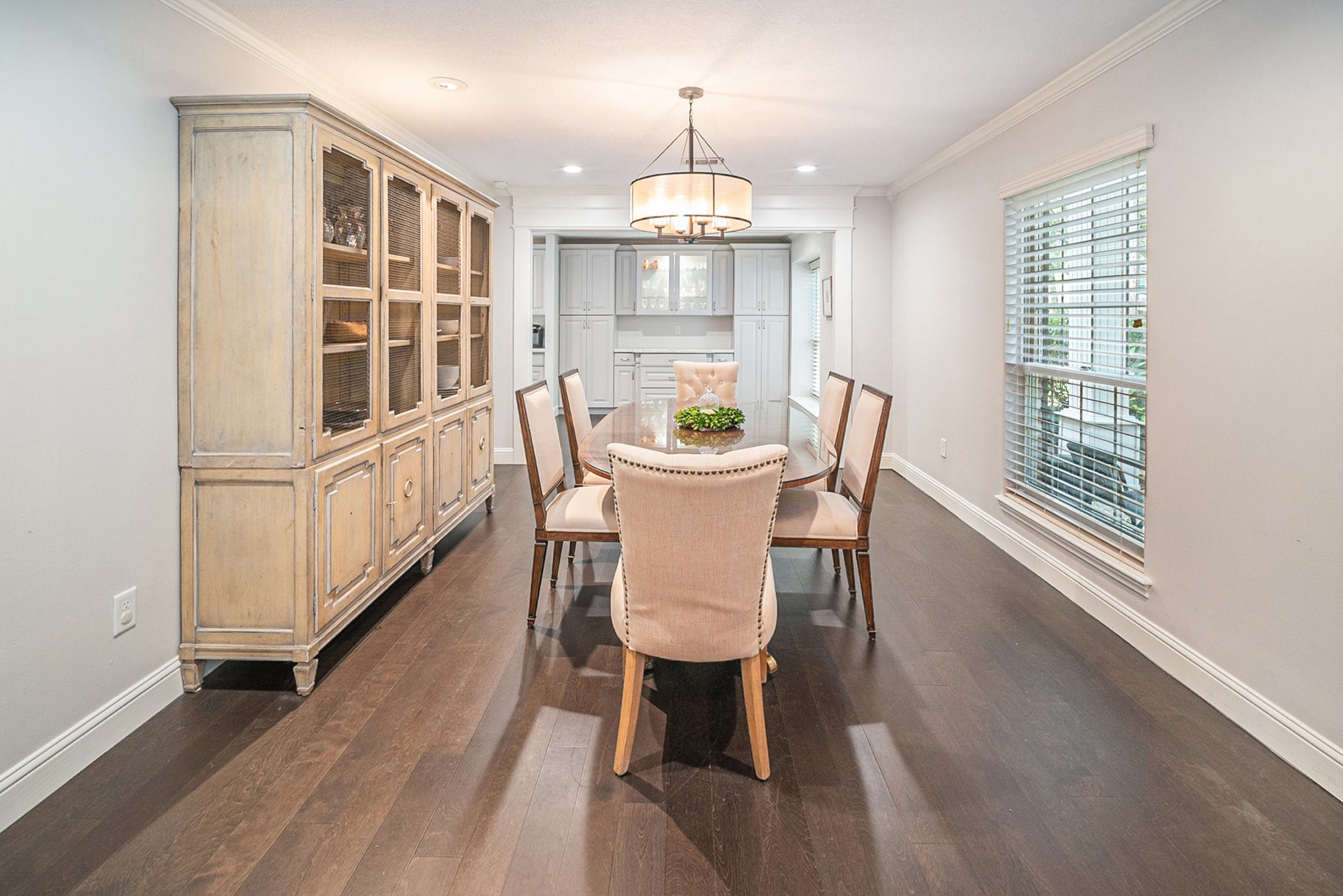 Houston, Texas, 77079, United States, 5 Bedrooms Bedrooms, ,3 BathroomsBathrooms,Residential,For Sale,1968834