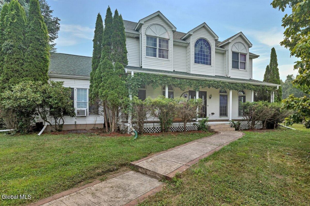 Greenville, New York, 12083, United States, 3 Bedrooms Bedrooms, ,3 BathroomsBathrooms,Residential,For Sale,1908320
