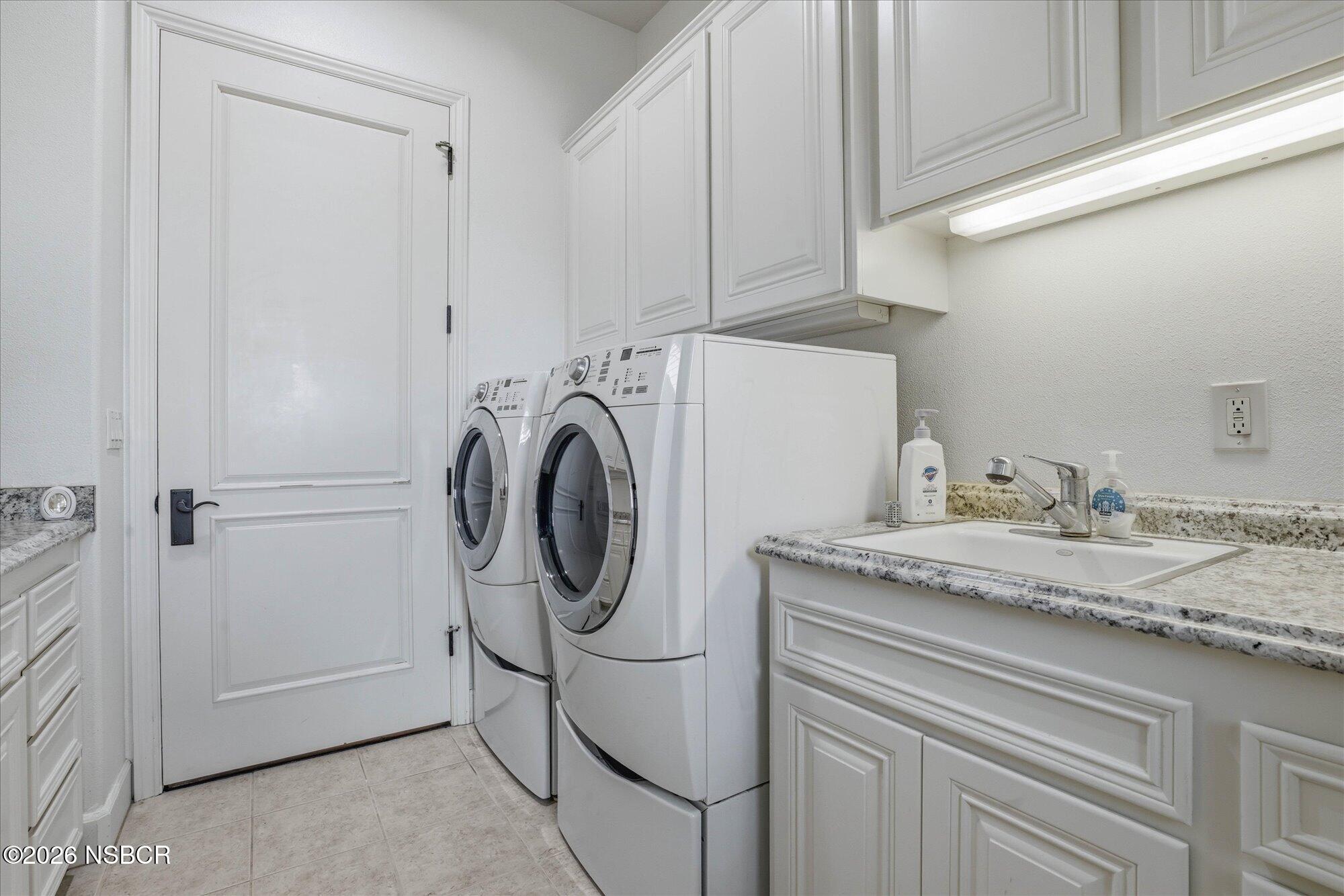 Arroyo Grande, California, 93420, United States, 4 Bedrooms Bedrooms, ,3 BathroomsBathrooms,Residential,For Sale,2048265