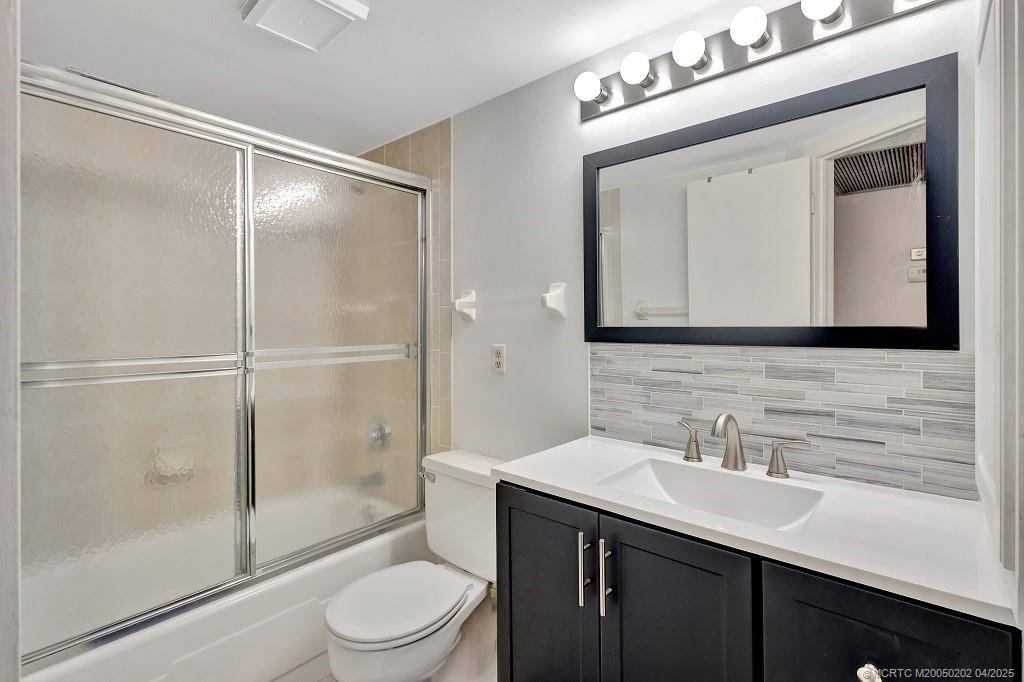 Stuart, Florida, 34996, United States, 2 Bedrooms Bedrooms, ,2 BathroomsBathrooms,Residential,For Sale,1778474