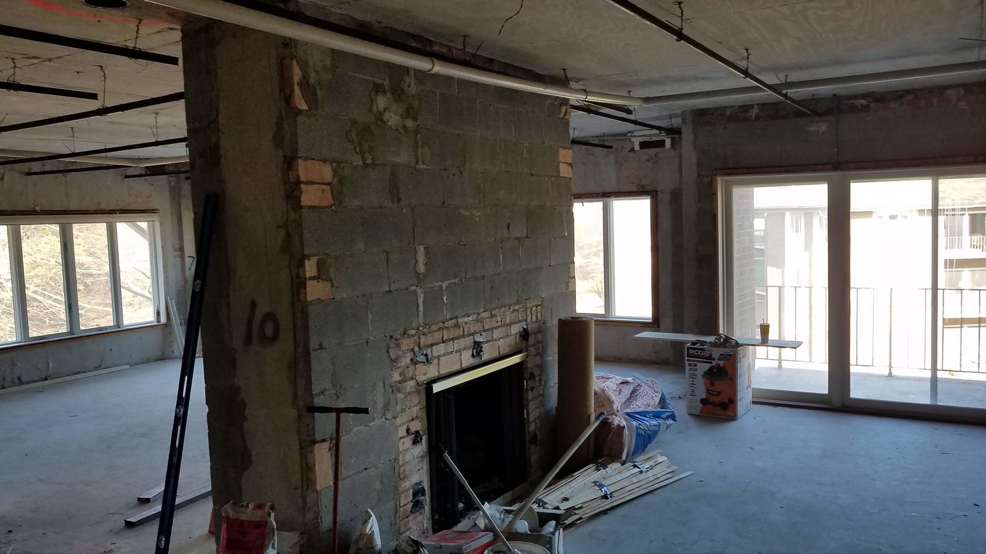 Oak Brook, Illinois, 60523, United States, 2 Bedrooms Bedrooms, ,2 BathroomsBathrooms,Residential,For Sale,1927231