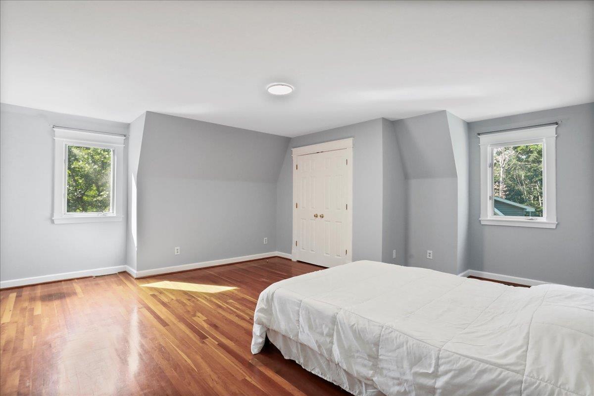 Mcgaheysville, Virginia, 22840, United States, 4 Bedrooms Bedrooms, ,4 BathroomsBathrooms,Residential,For Sale,1877155