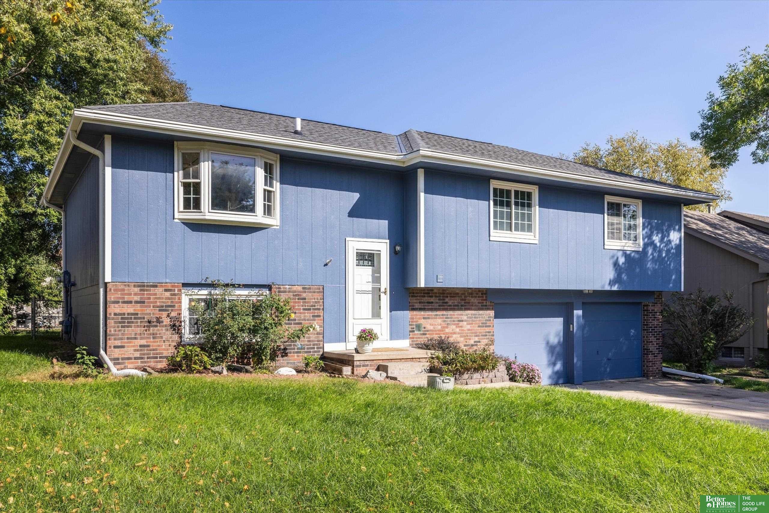 Josephine St, Omaha, NE 68138