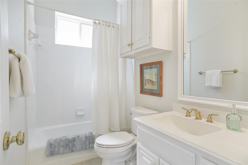 Colleyville, Texas, 76034, United States, 4 Bedrooms Bedrooms, ,3 BathroomsBathrooms,Residential,For Sale,1934956