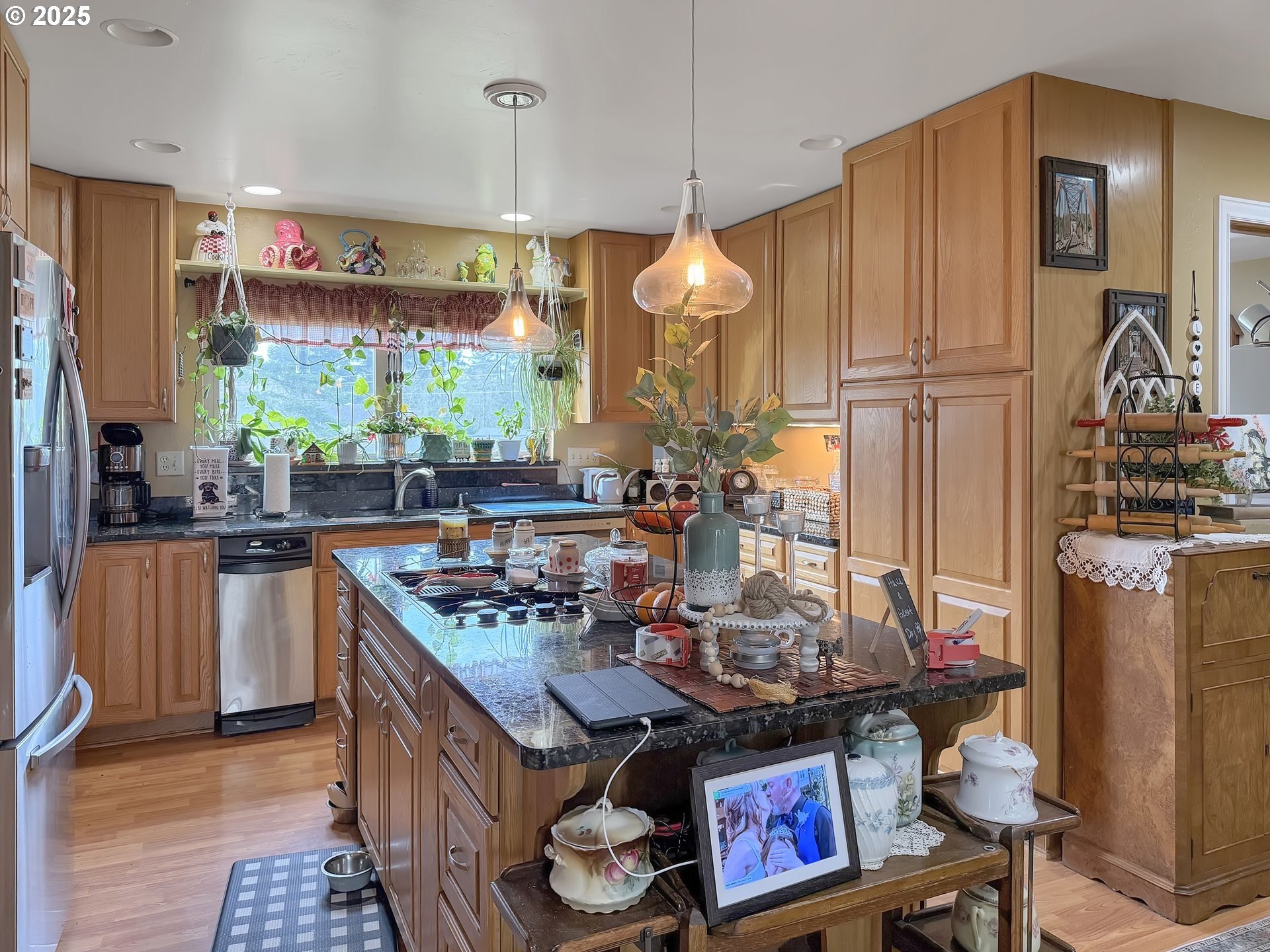 Brookings, Oregon, 97415, United States, 3 Bedrooms Bedrooms, ,3 BathroomsBathrooms,Residential,For Sale,1983879