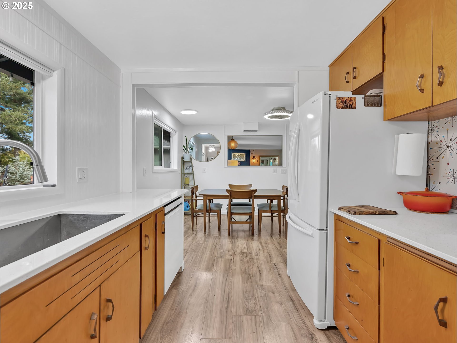 Estacada, Oregon, 97023, United States, 3 Bedrooms Bedrooms, ,2 BathroomsBathrooms,Residential,For Sale,2007742