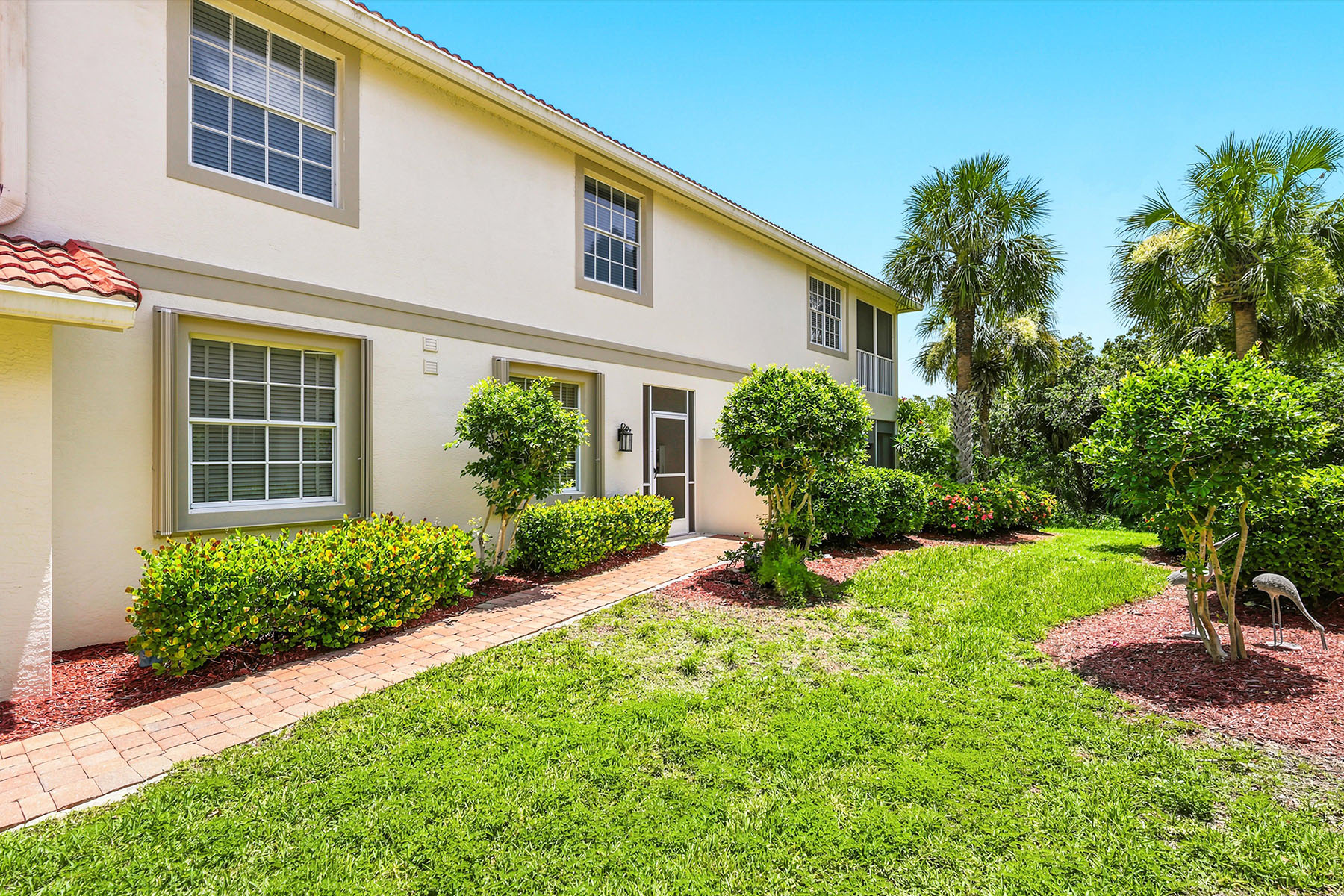  CROWN COLONY - OXFORD POINTE - 物件實景