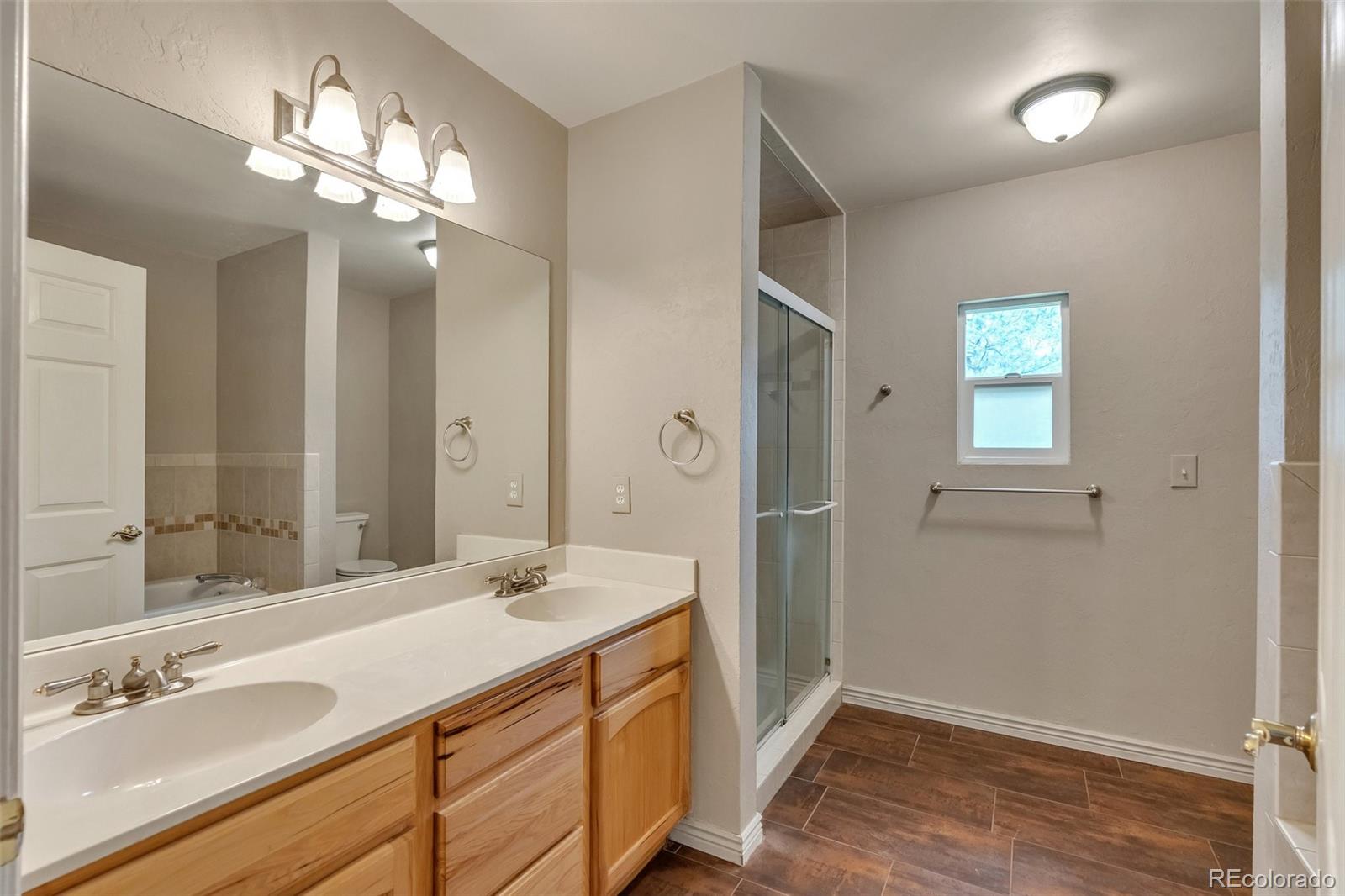 Larkspur, Colorado, 80118, United States, 4 Bedrooms Bedrooms, ,Residential,For Sale,1921196