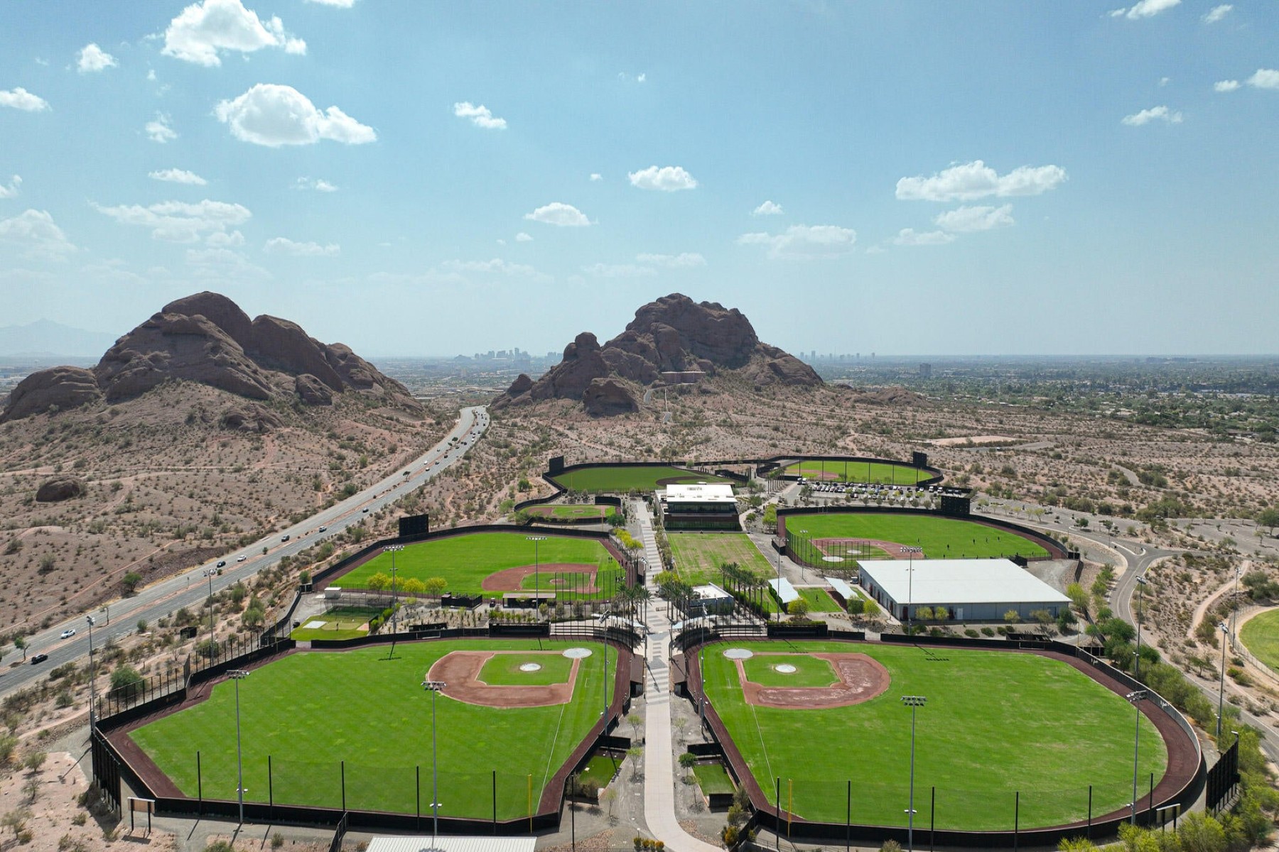  5114 E Monte Vista Road  Phoenix, AZ - 物件實景