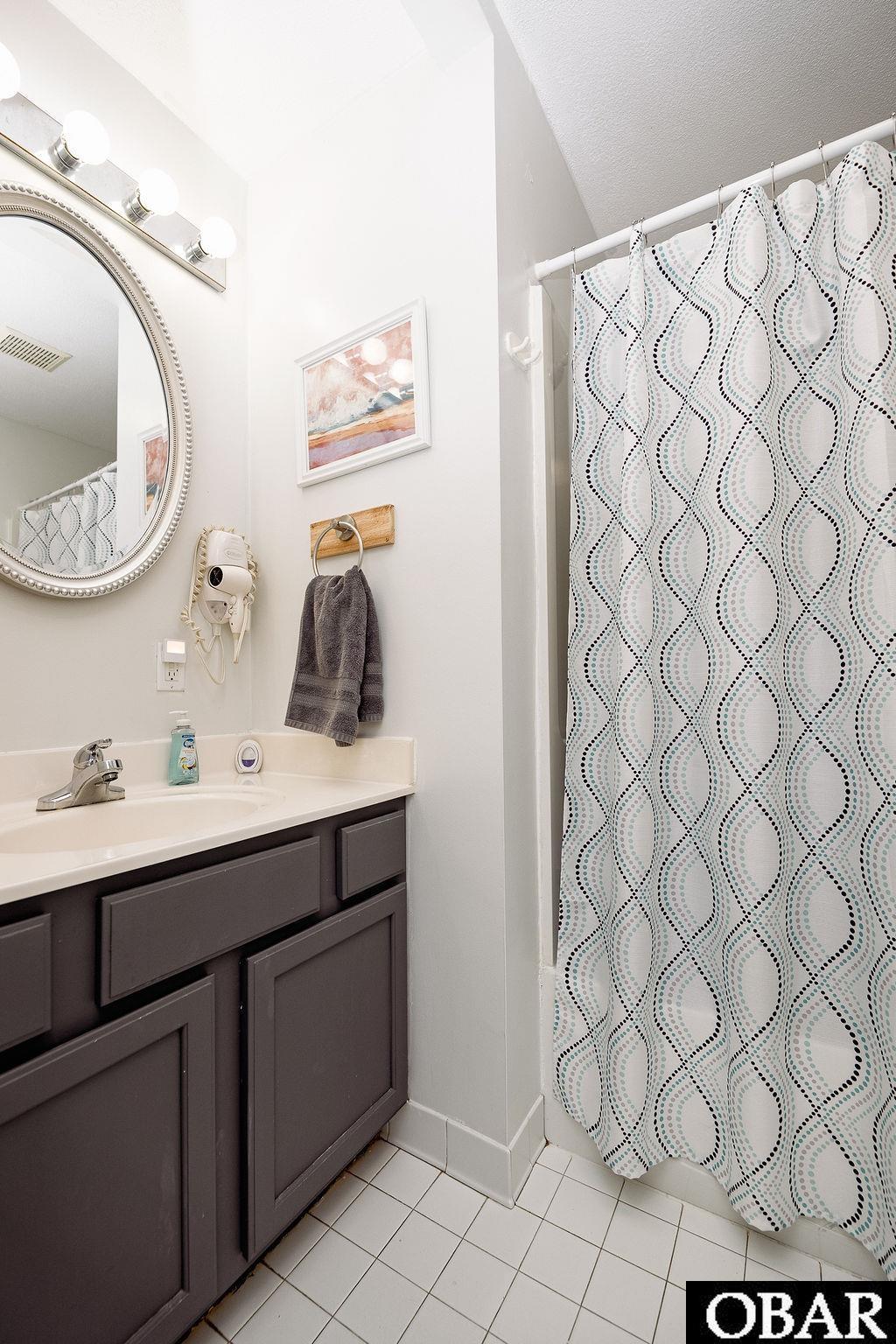 Southern Shores, North Carolina, 27949-3309, United States, 3 Bedrooms Bedrooms, ,2 BathroomsBathrooms,Residential,For Sale,1972928