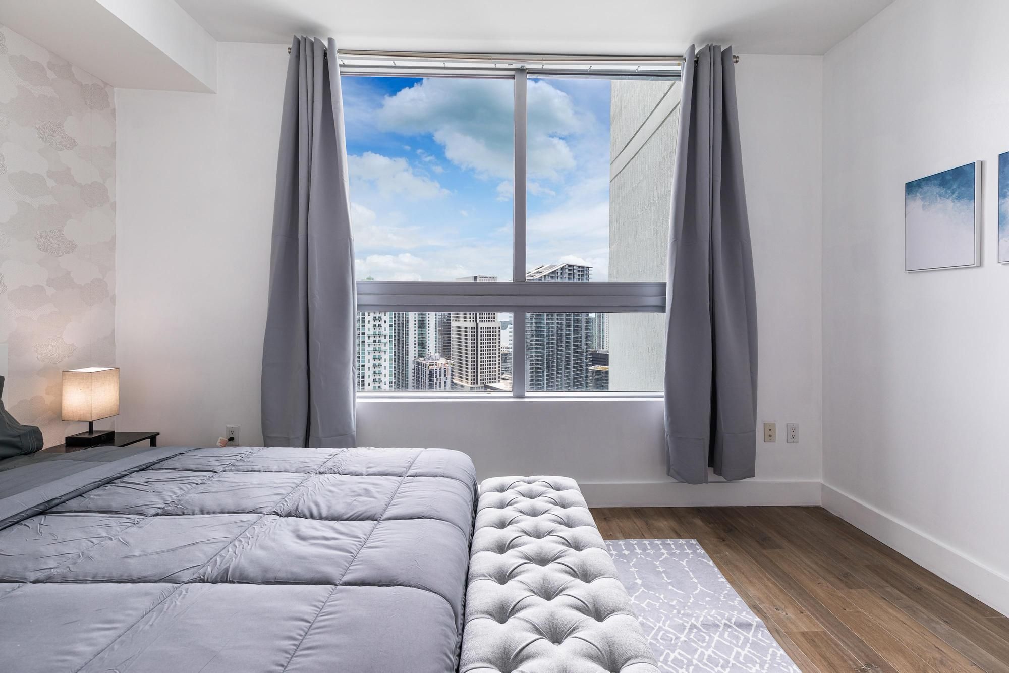  90 Sw 3rd St,Miami, FL, 33130 - 物件實景
